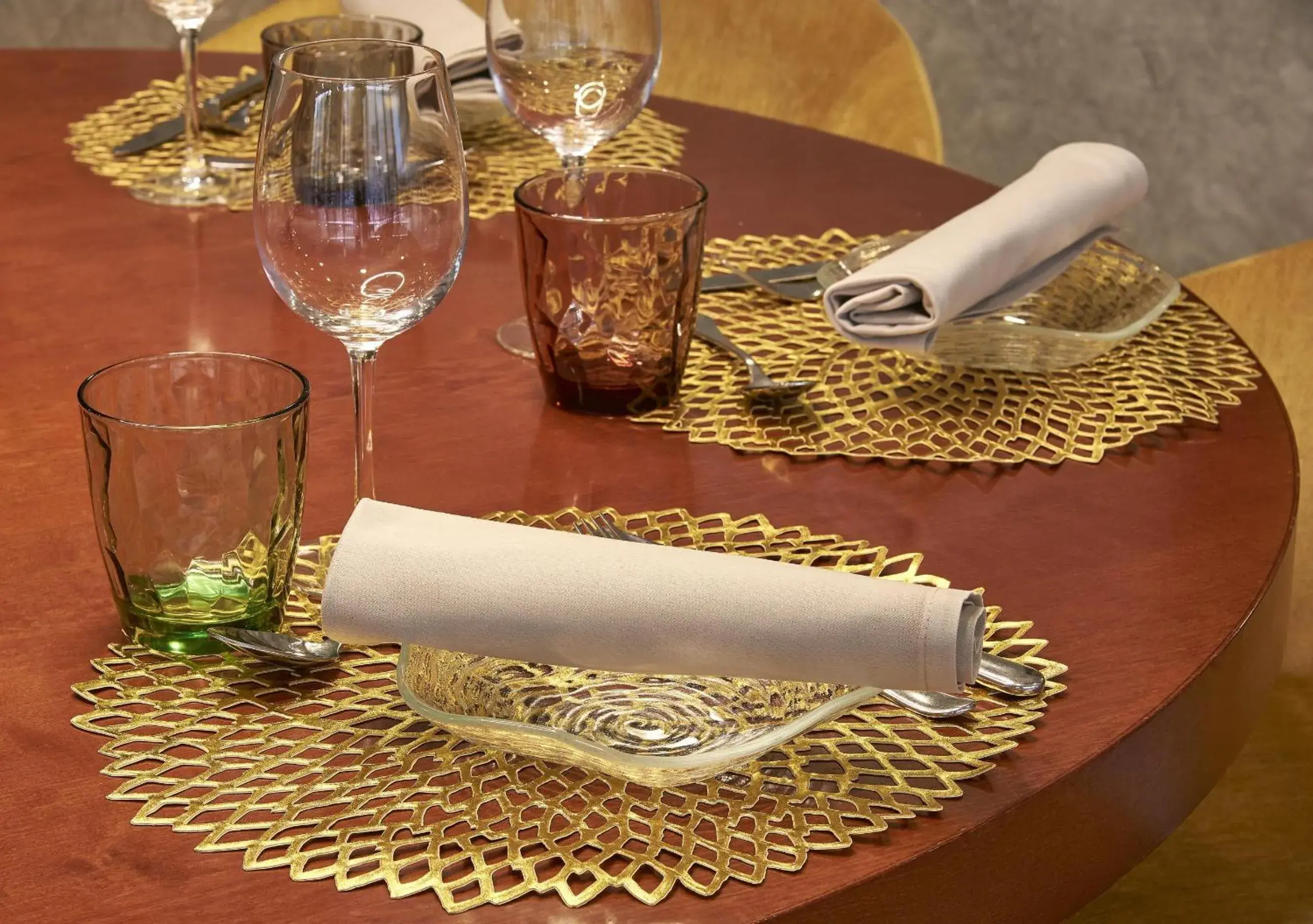 Restaurant/places to eat in NH Lleida Pirineos Restaurant/places to eat in NH Lleida Pirineos