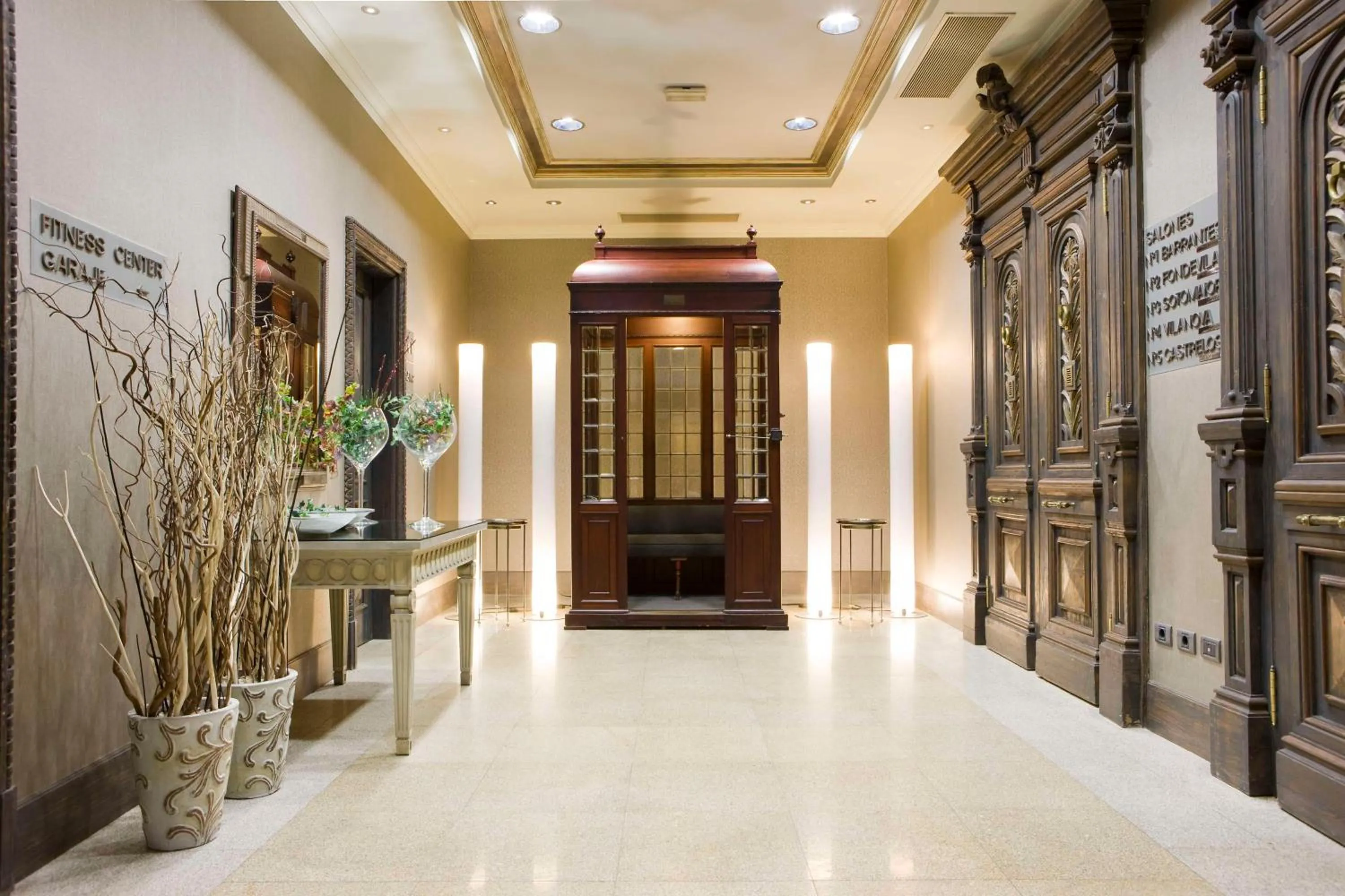 Lobby or reception in NH Collection Vigo