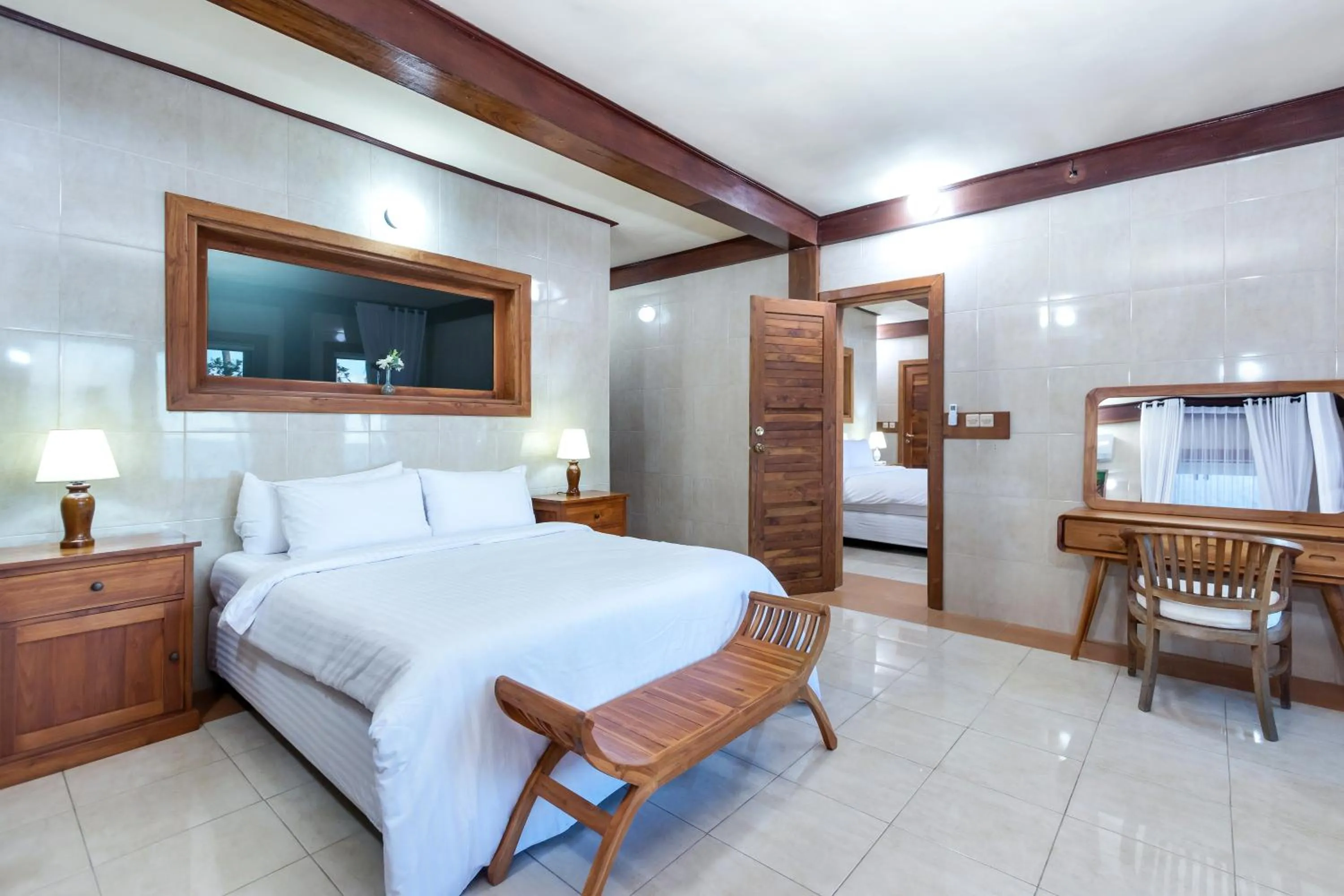 Bed in Kanna Seafront Estate Tulamben