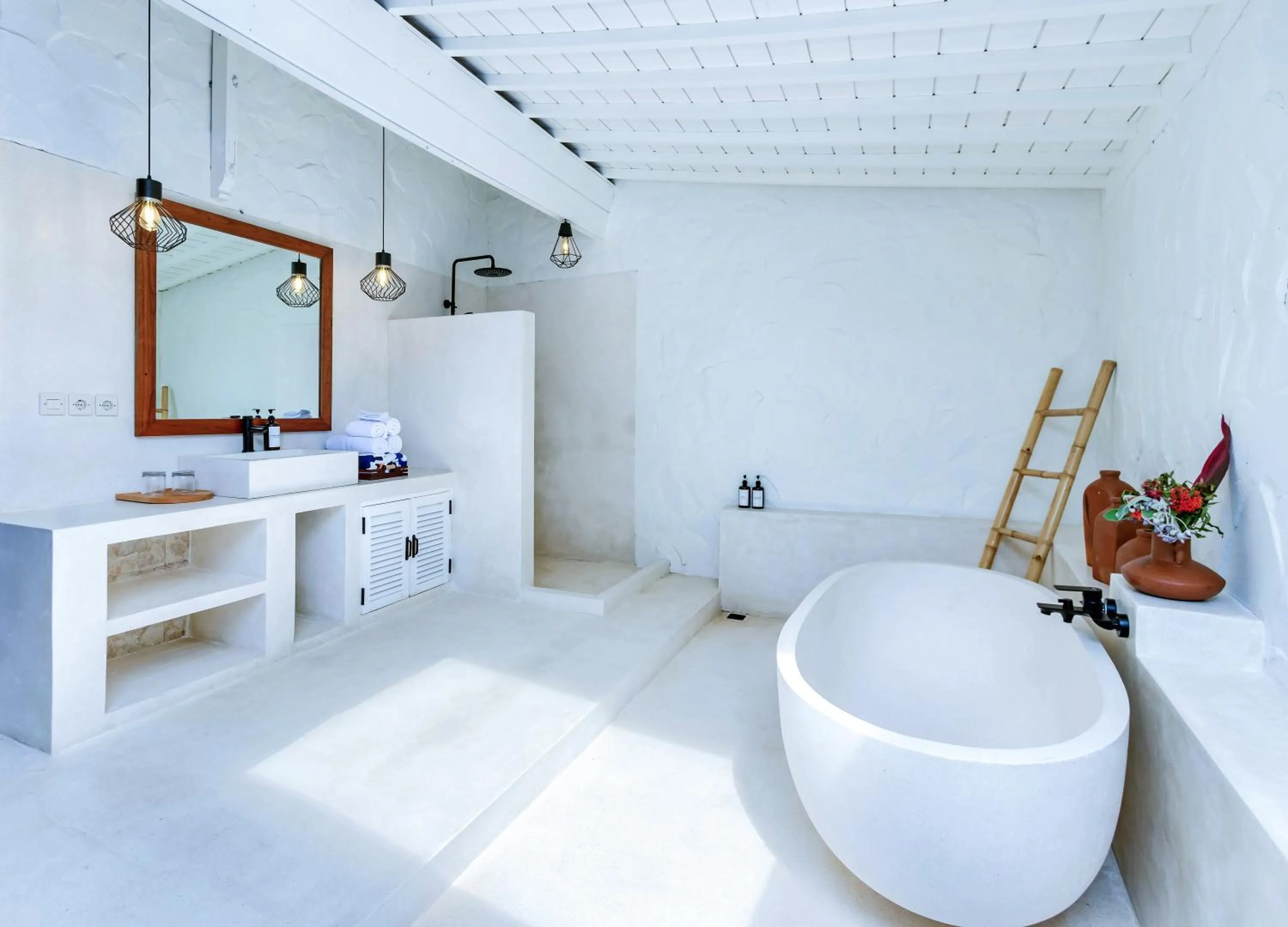 Toilet in Kanna Seafront Estate Tulamben