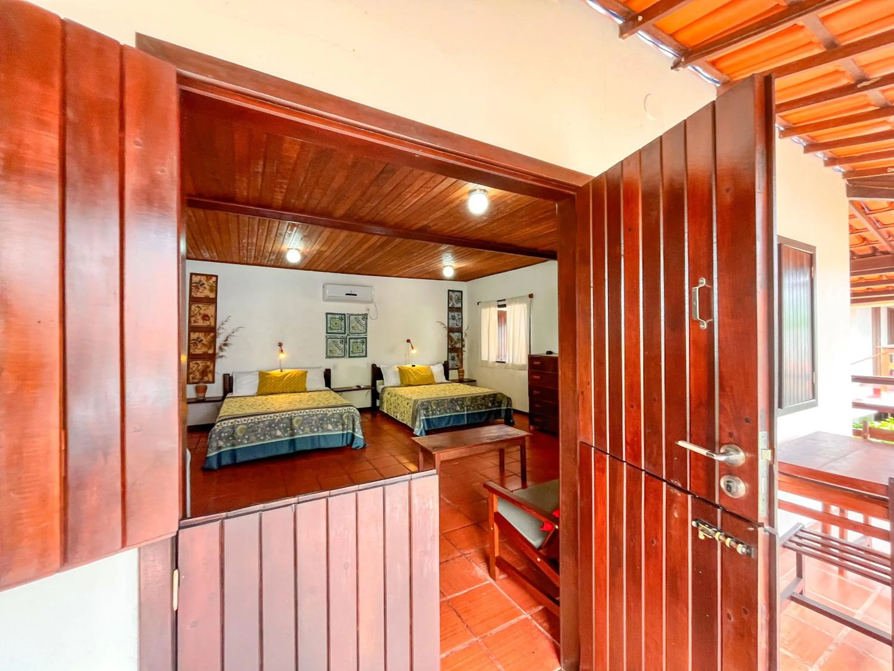 Photo of the whole room, Bed in Pousada Casa da Edinha