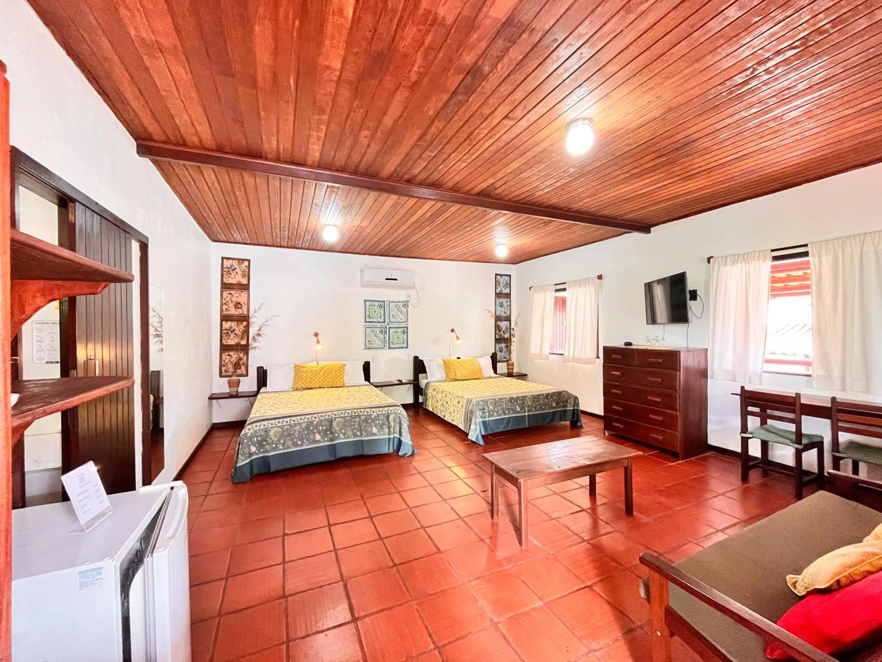 Photo of the whole room, Bed in Pousada Casa da Edinha