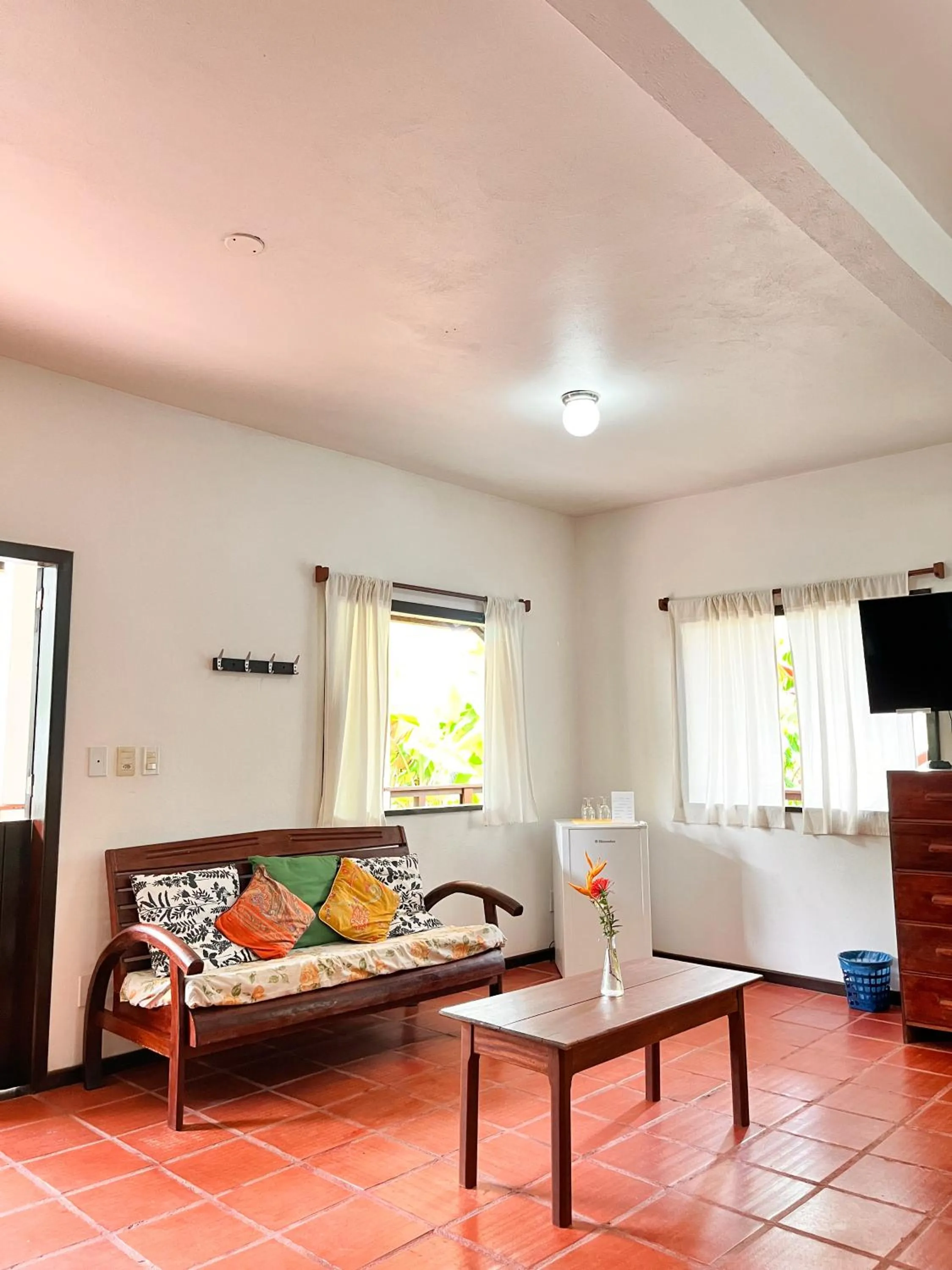 Seating area in Pousada Casa da Edinha