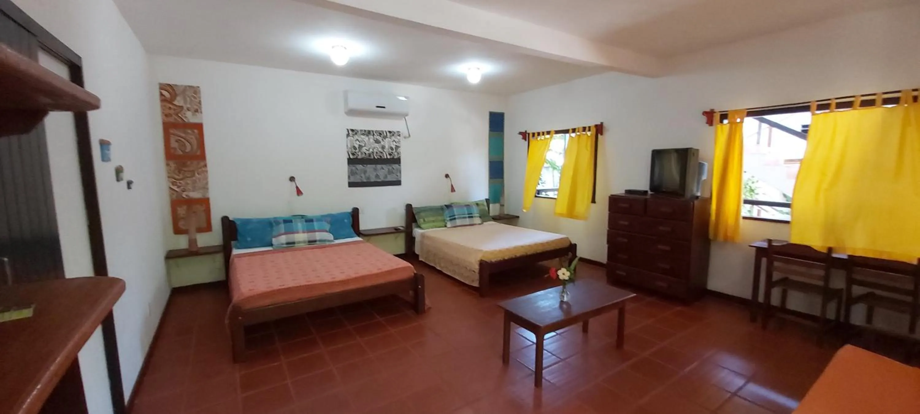 Photo of the whole room, Bed in Pousada Casa da Edinha