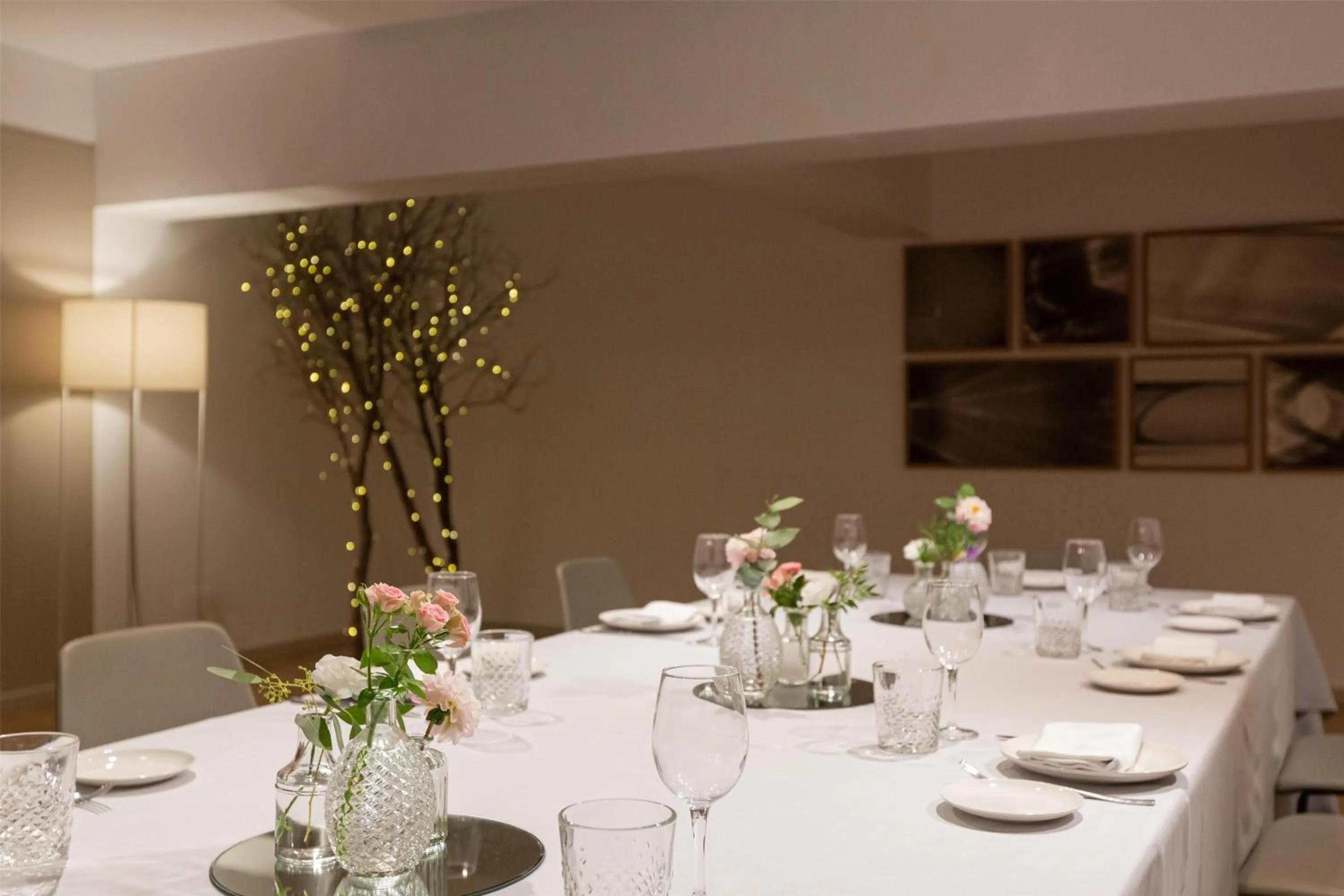 Meeting/conference room in Alexandra Barcelona Hotel, Curio Collection by Hilton