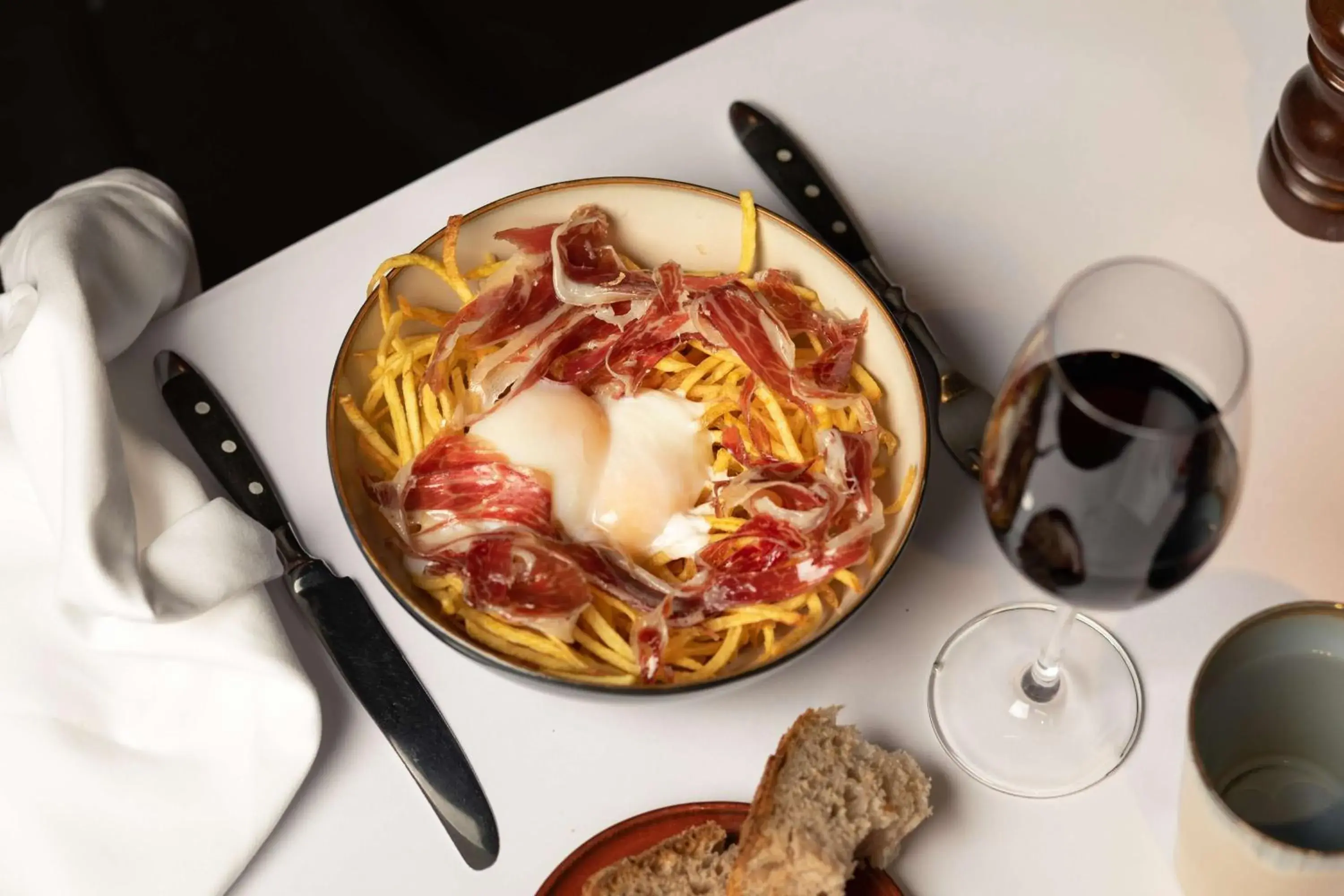 Restaurant/places to eat in Alexandra Barcelona Hotel, Curio Collection by Hilton Restaurant/places to eat in Alexandra Barcelona Hotel, Curio Collection by Hilton