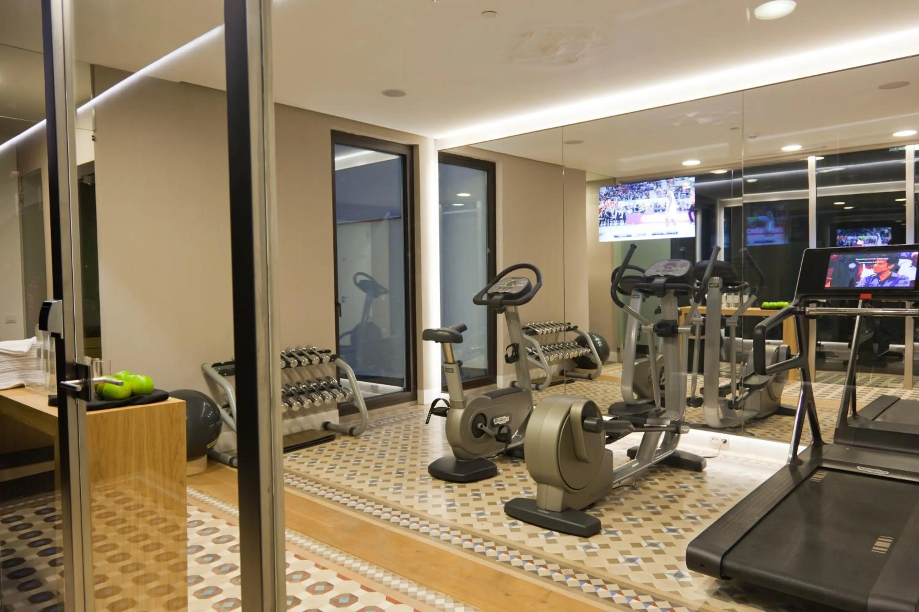 Fitness centre/facilities in Alexandra Barcelona Hotel, Curio Collection by Hilton