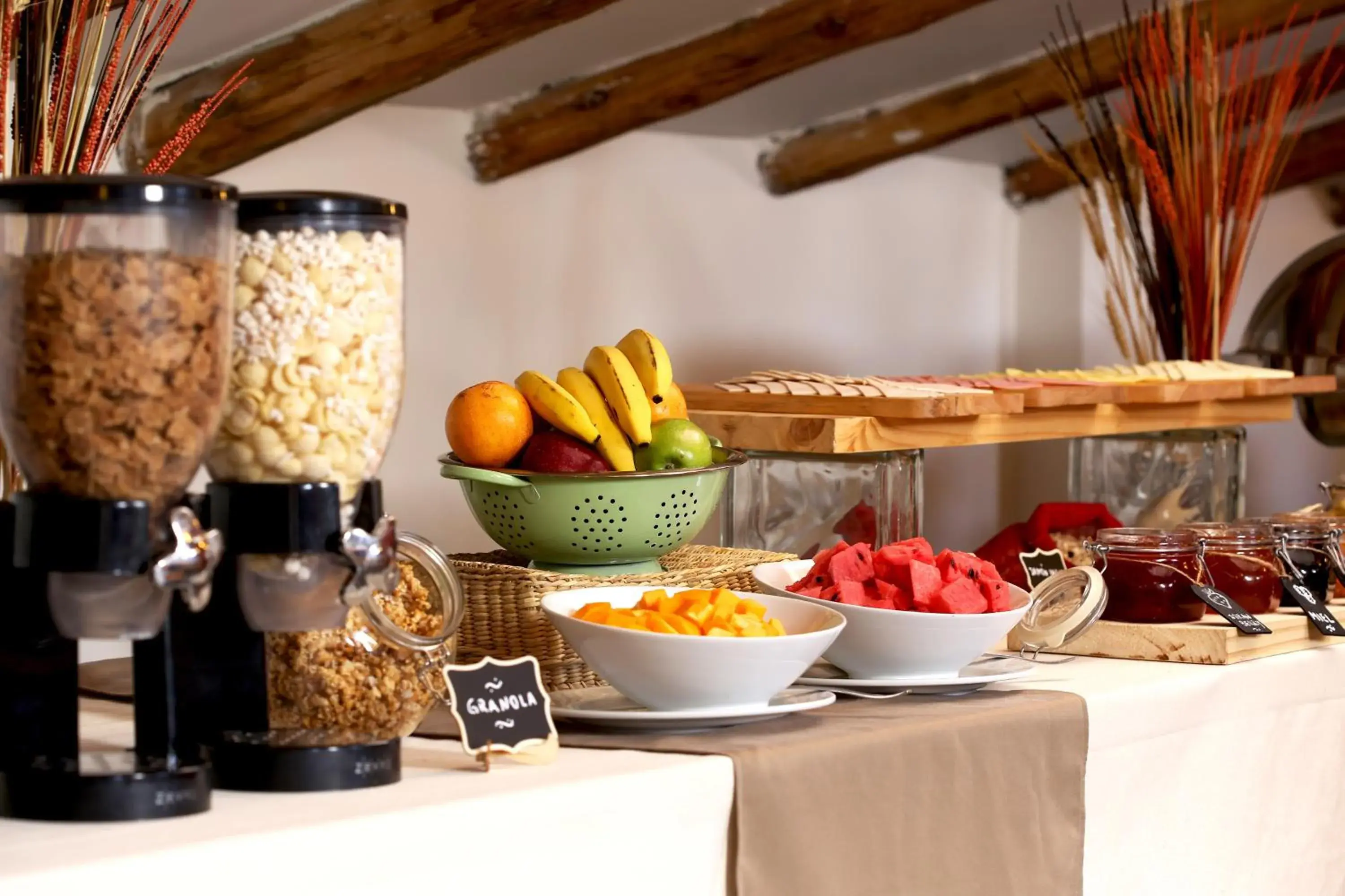 Food and drinks in Abittare Hotel Food and drinks in Abittare Hotel