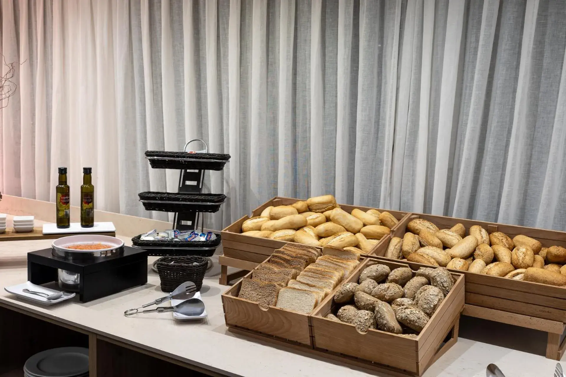 Breakfast in Hotel Albahia Alicante Breakfast in Hotel Albahia Alicante