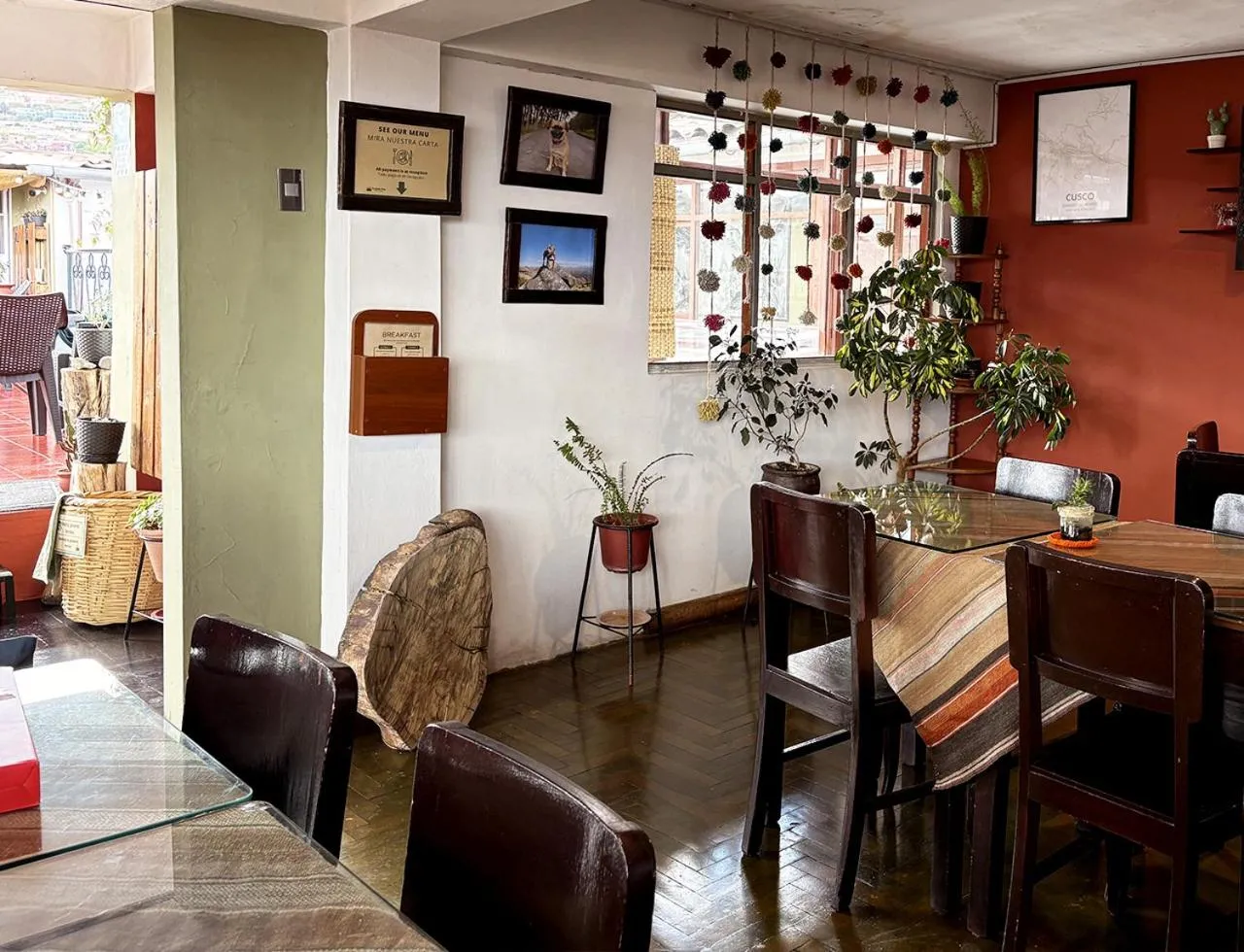 Restaurant/places to eat in Eco Home View - Guest House