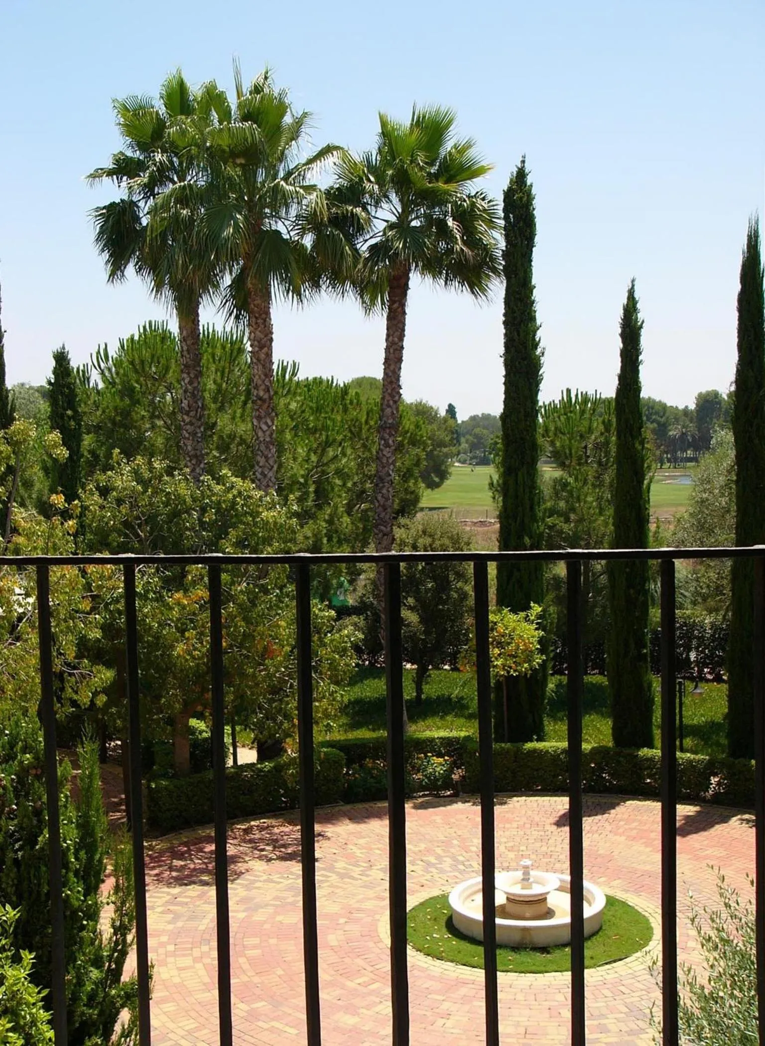 Garden in Ad Hoc Parque