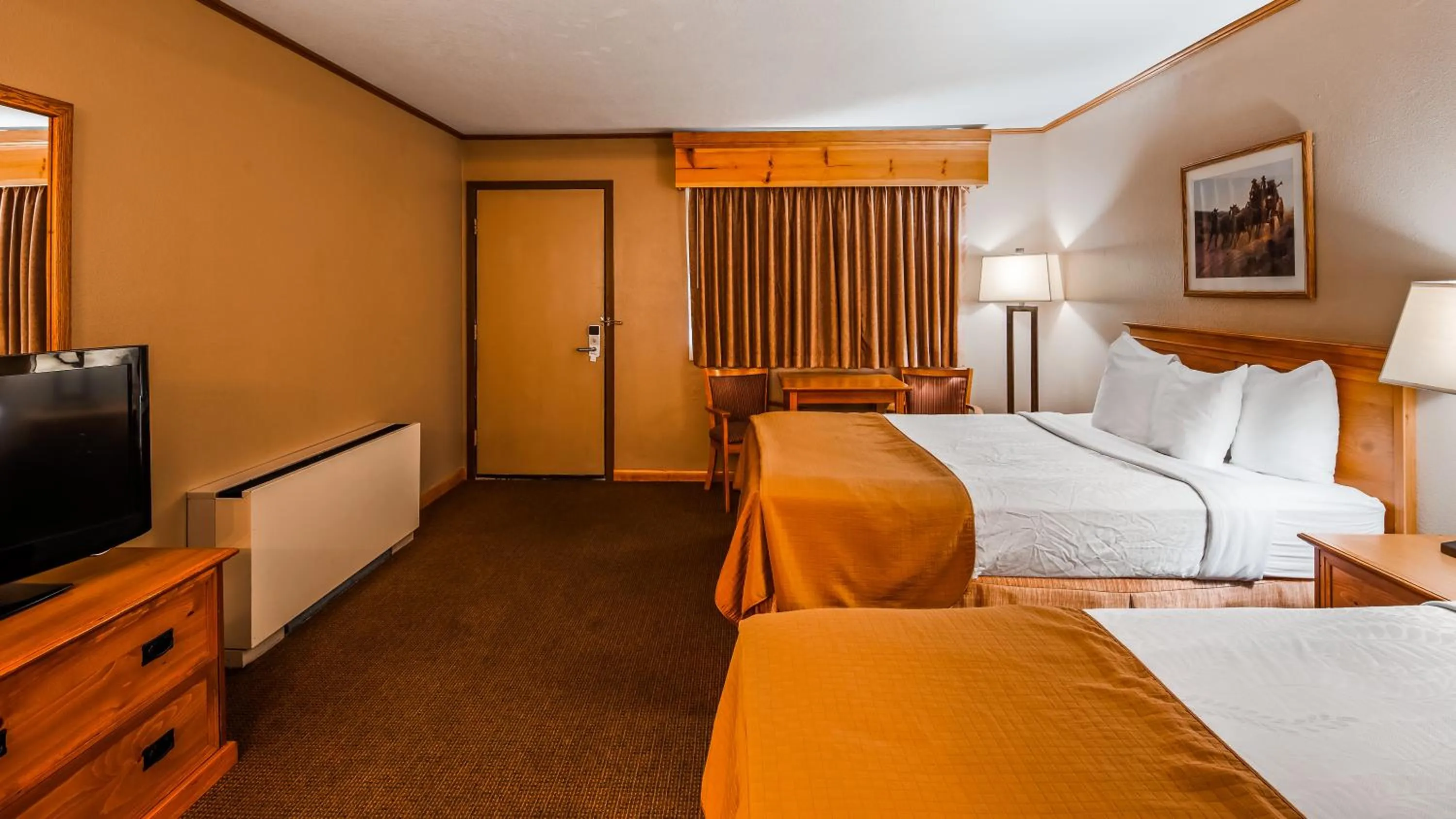 Bedroom, Bed in Deadwood Miners Hotel & Restaurant