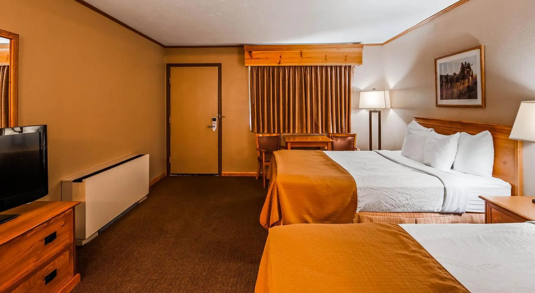 Photo of the whole room, Bed in Deadwood Miners Hotel & Restaurant