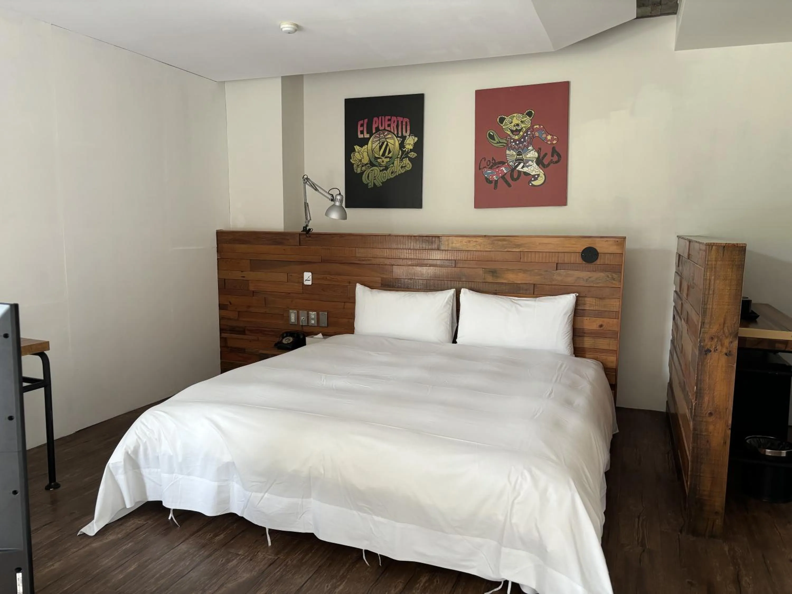 bunk bed, Bed in El Puerto Hotel