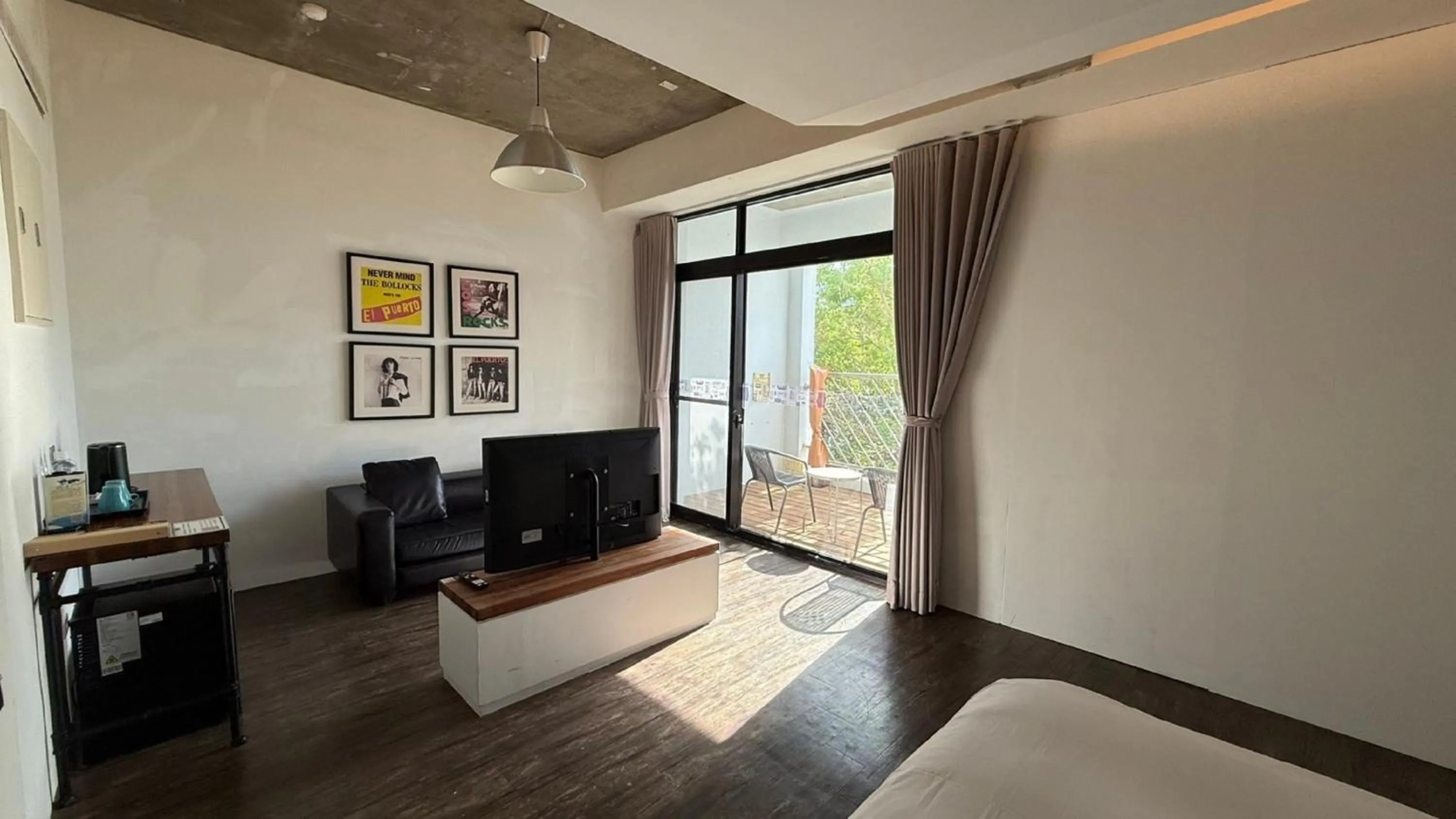 TV and multimedia in El Puerto Hotel