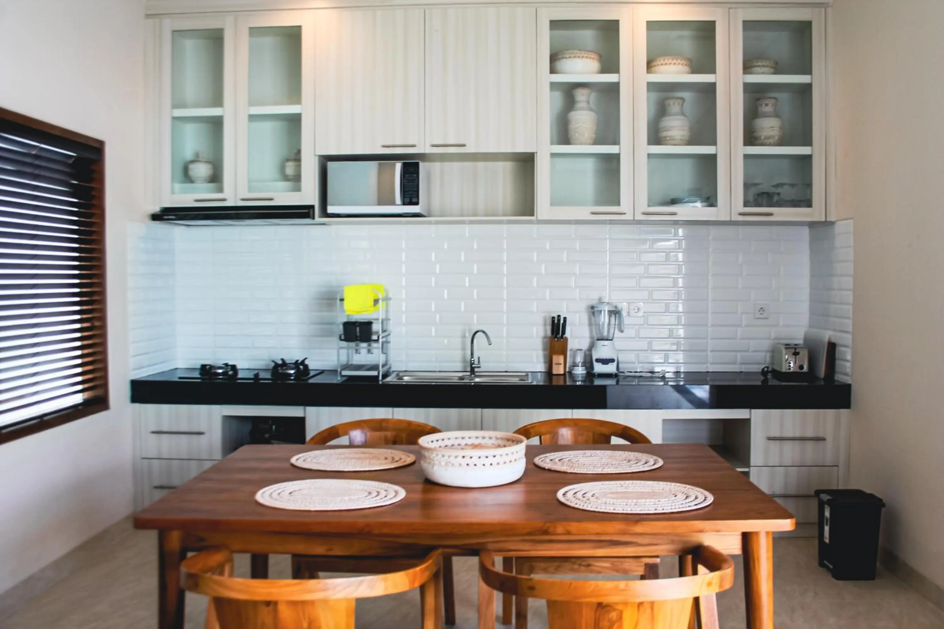 Kitchen or kitchenette in Kubu Garden Suites & Villas Nusa Dua