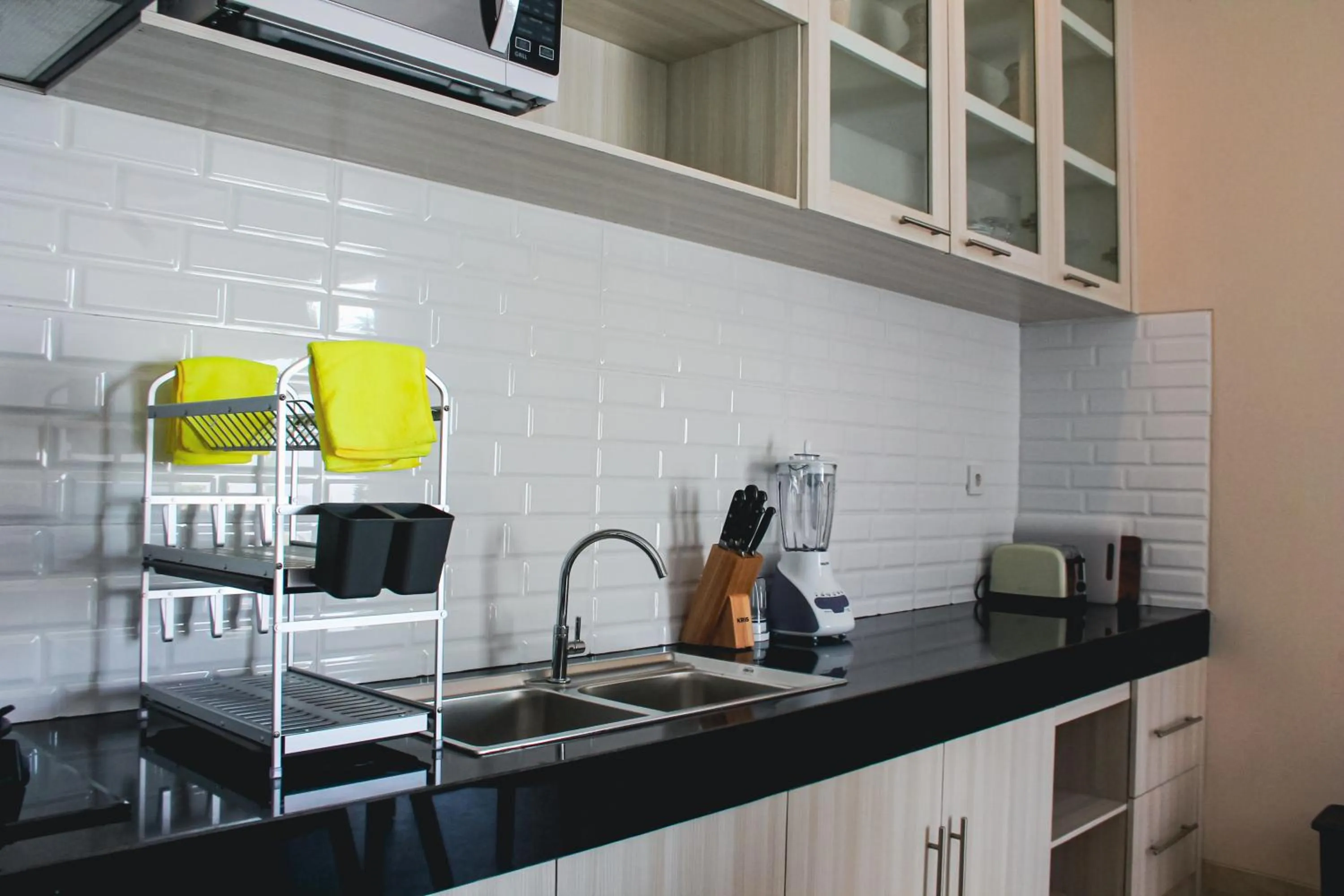 Kitchen or kitchenette in Kubu Garden Suites & Villas Nusa Dua