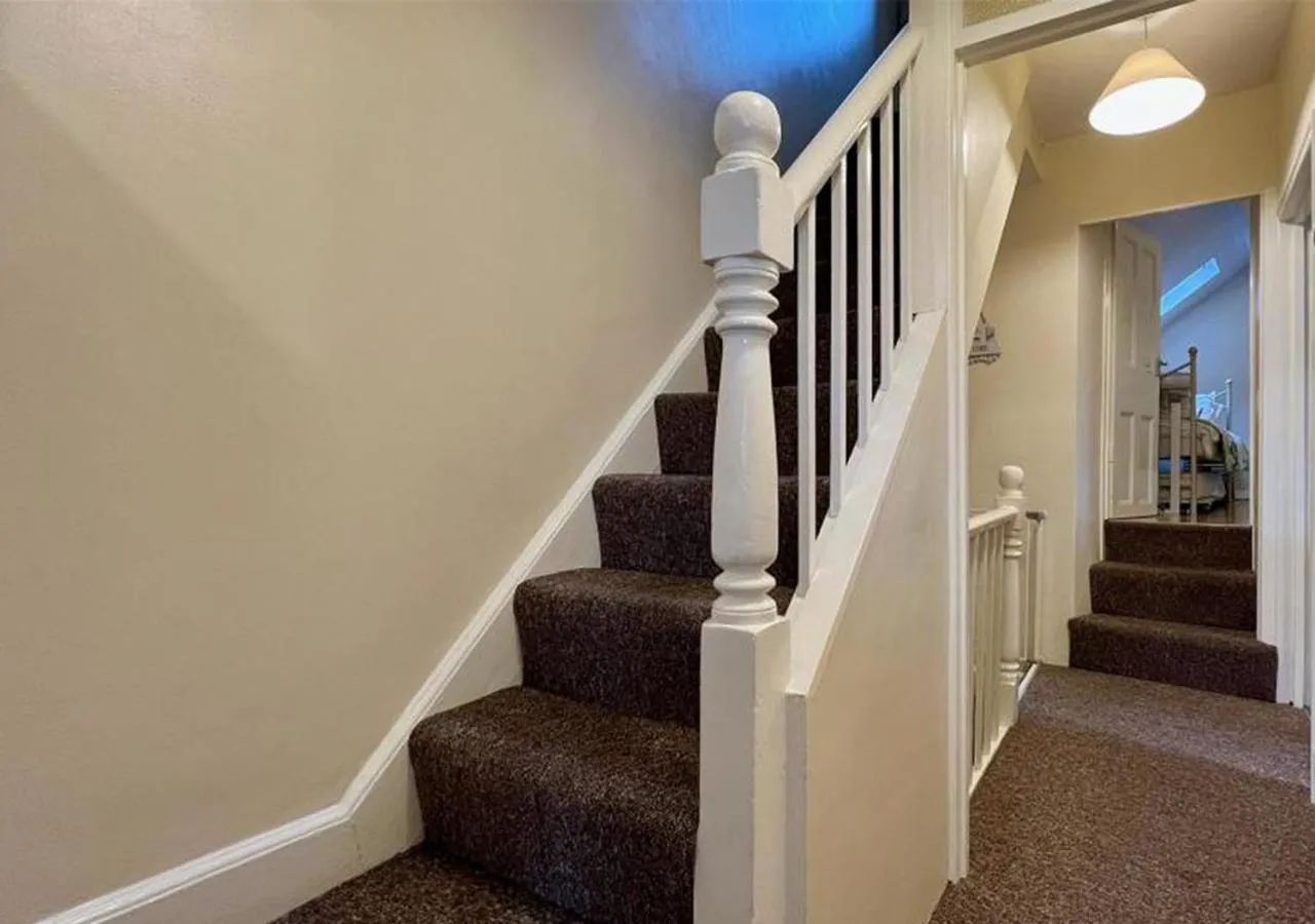 Property building in Luxury 4 Bedroom Seaside Apartment - Glan Y Werydd House