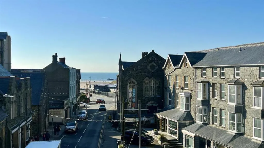 View (from property/room) in Luxury 4 Bedroom Seaside Apartment - Glan Y Werydd House