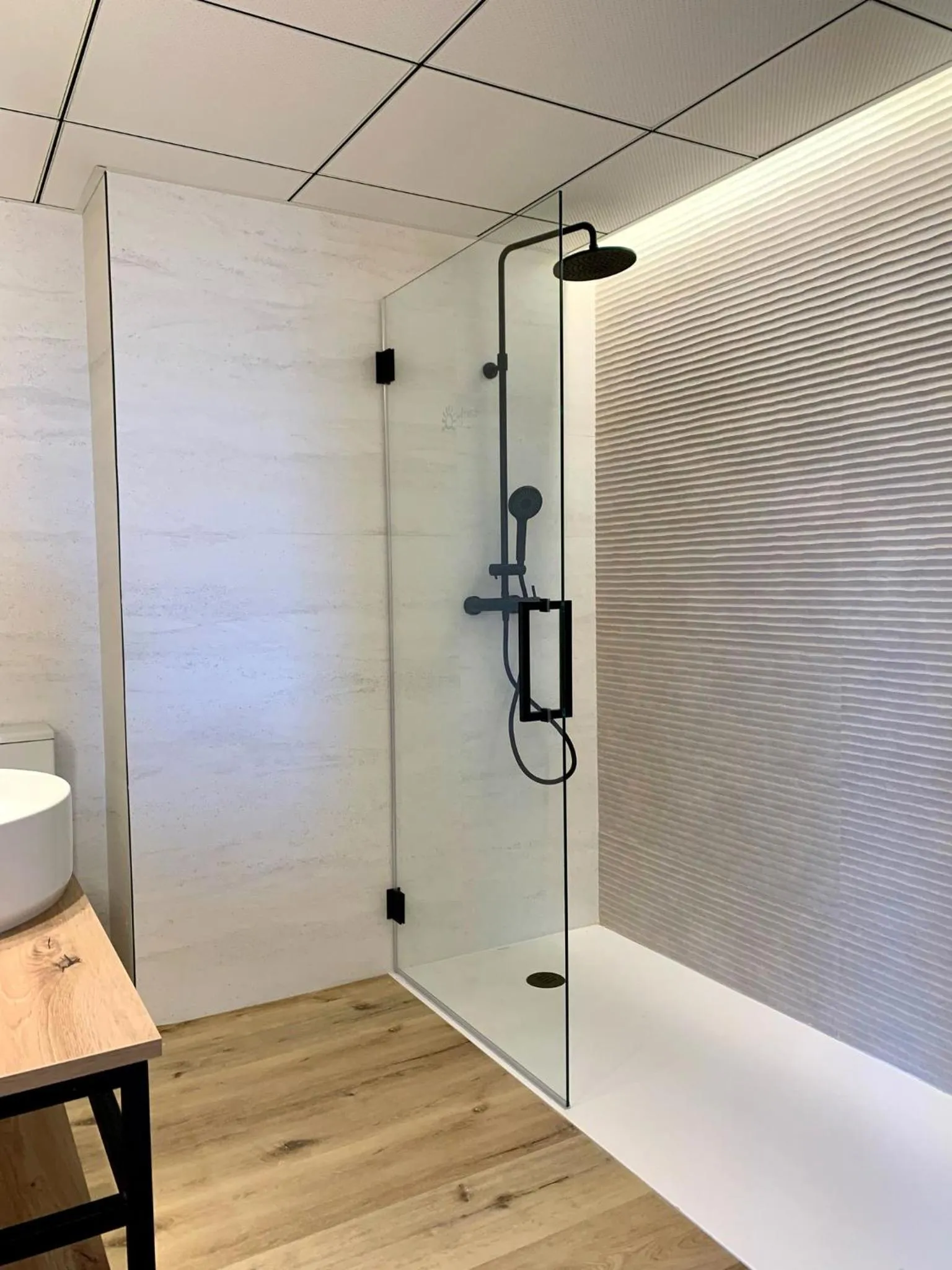 Shower in Ohtels Gran Hotel Almeria