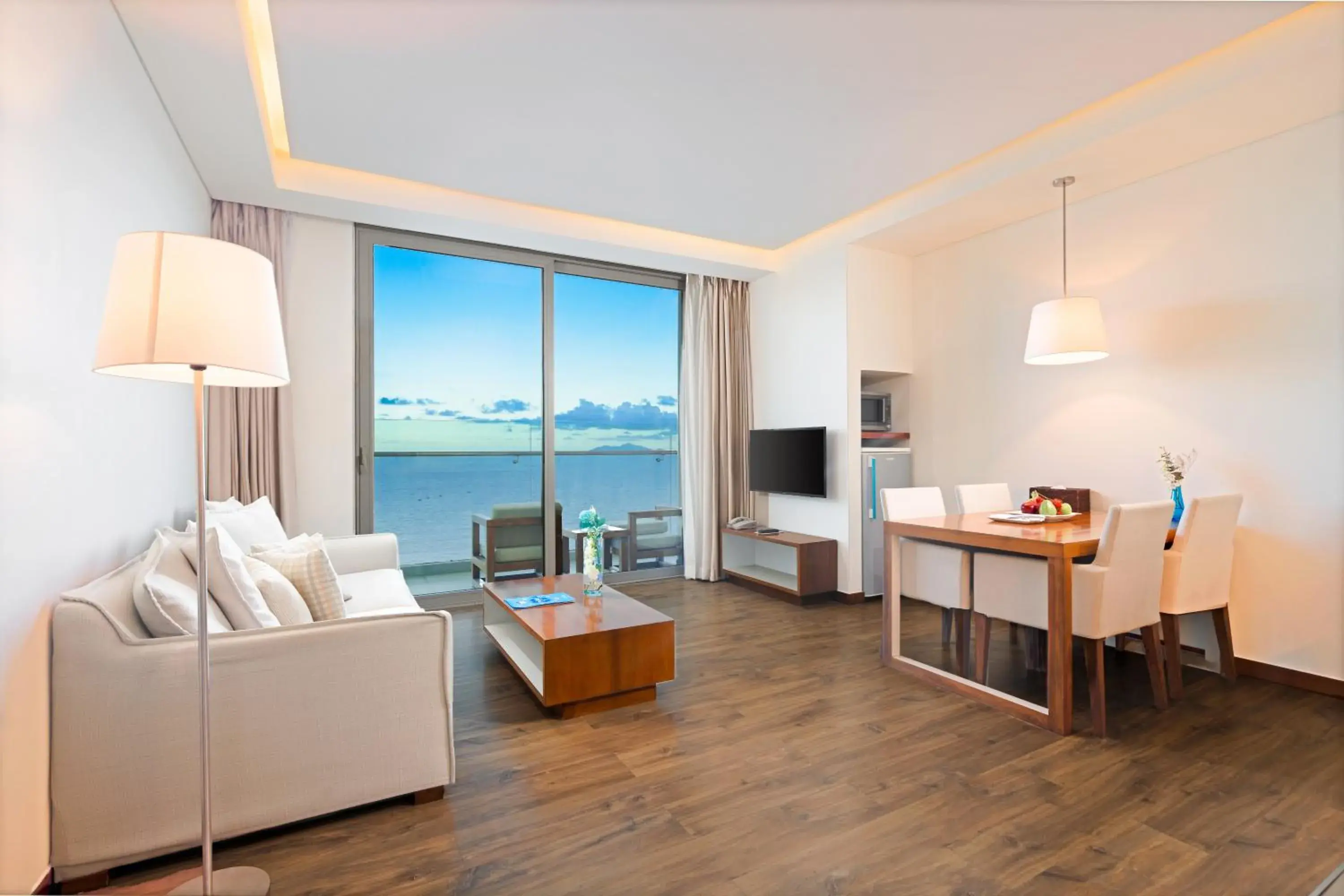 Special Offer - Two-bedroom Ocean View Suite with Balcony in A La Carte Da Nang Beach Special Offer - Two-bedroom Ocean View Suite with Balcony in A La Carte Da Nang Beach