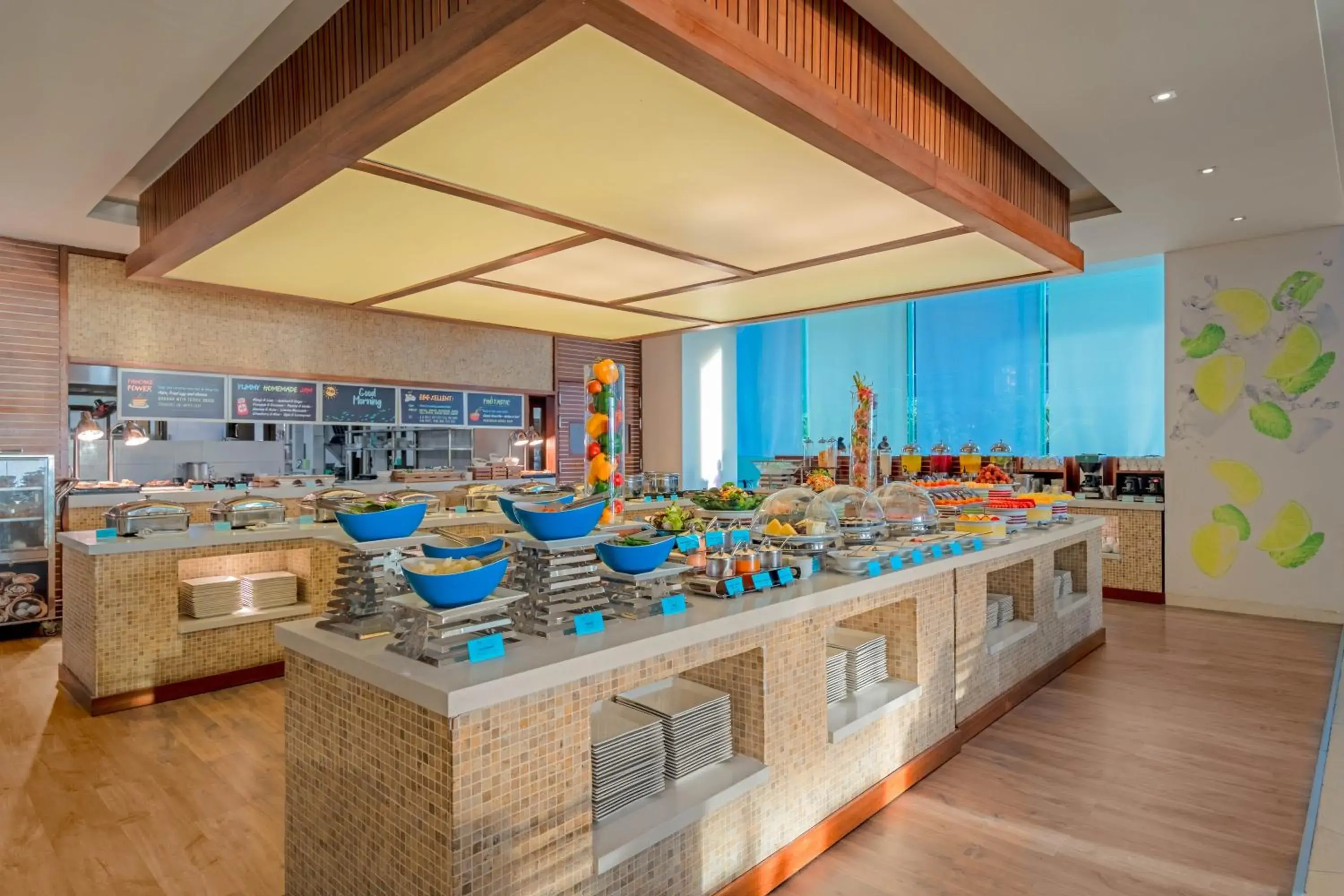 Food and drinks in A La Carte Da Nang Beach Food and drinks in A La Carte Da Nang Beach