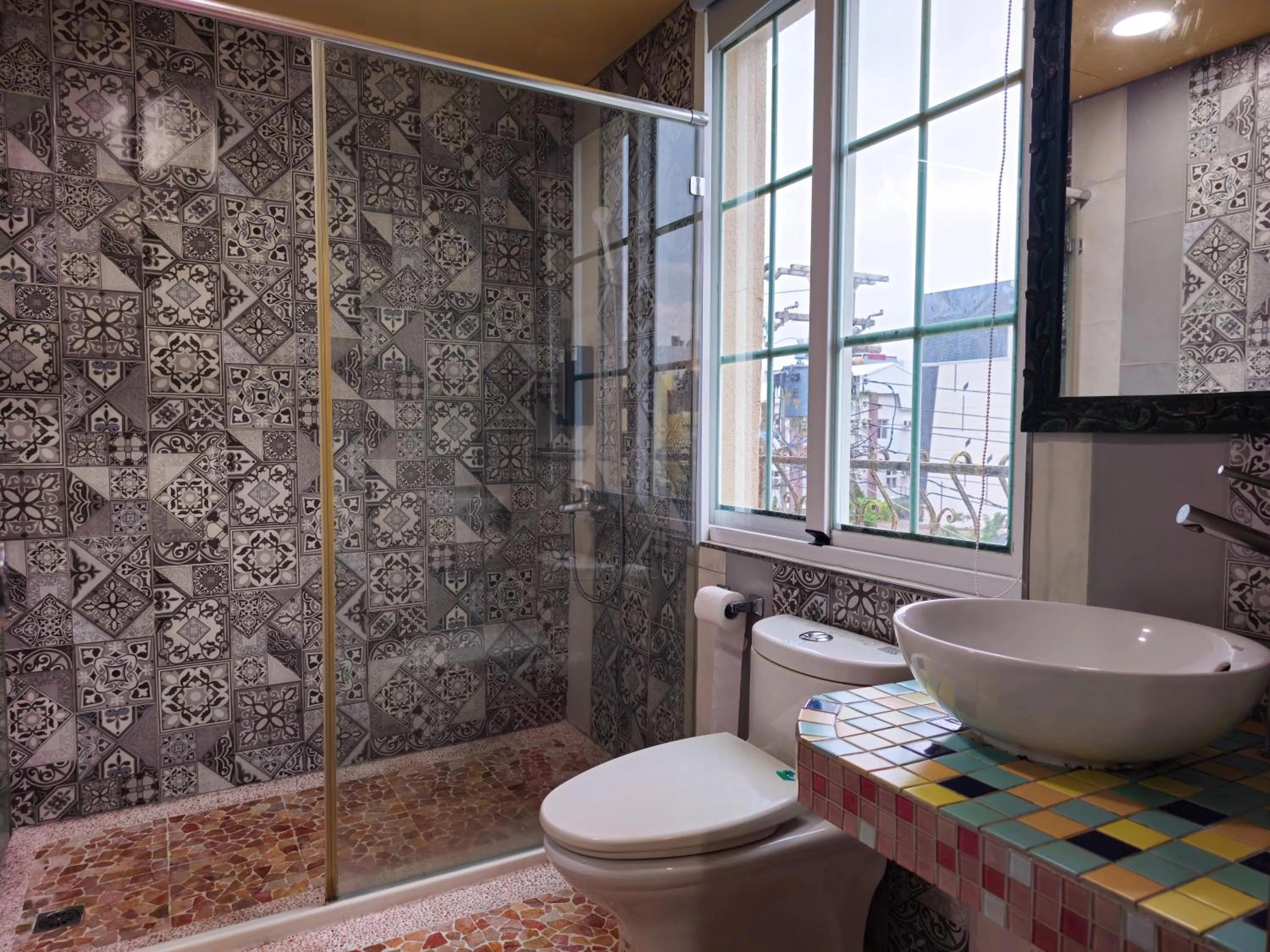 Shower in Kenting Dream Hotel