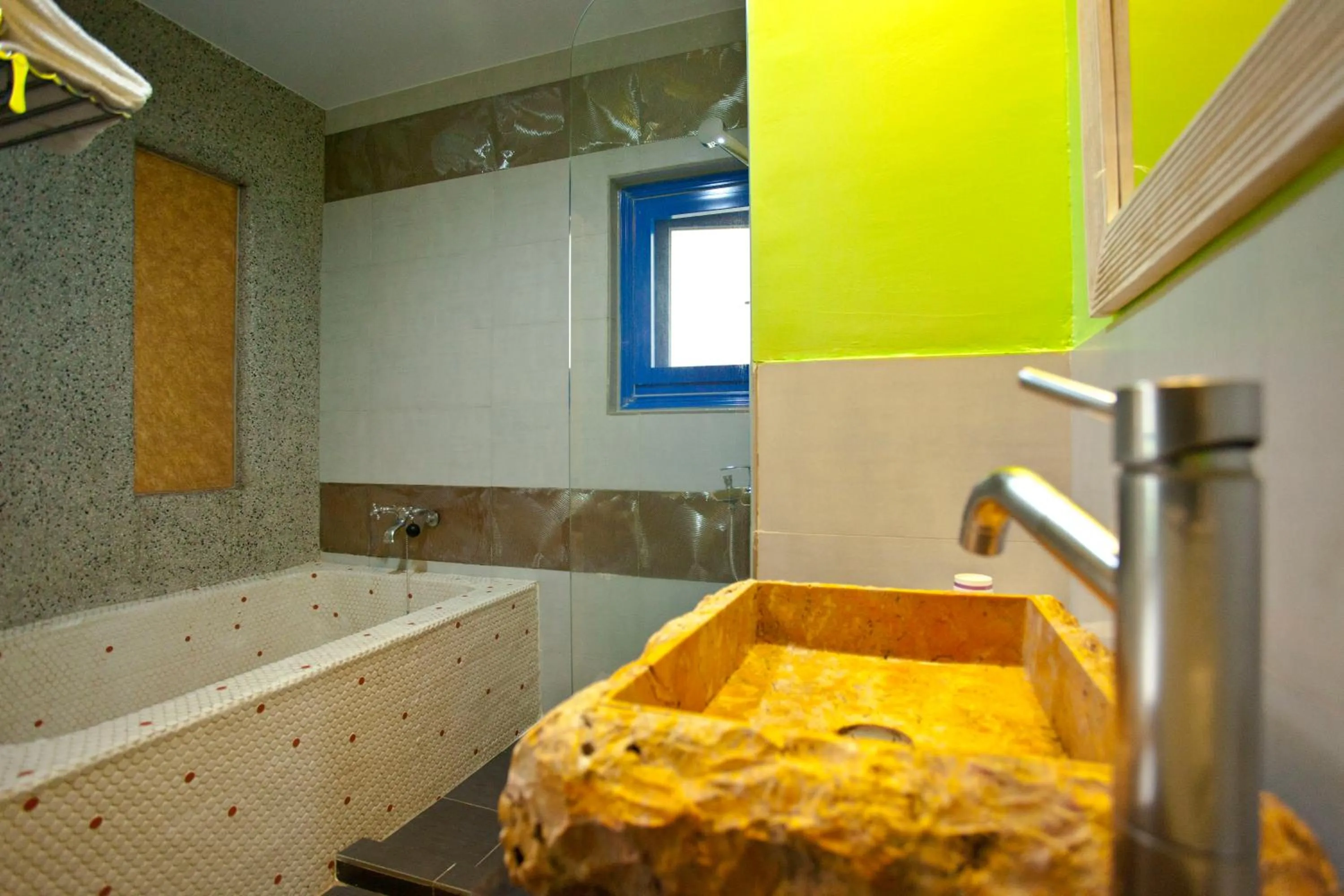 Bathroom in Golden Sea Inn