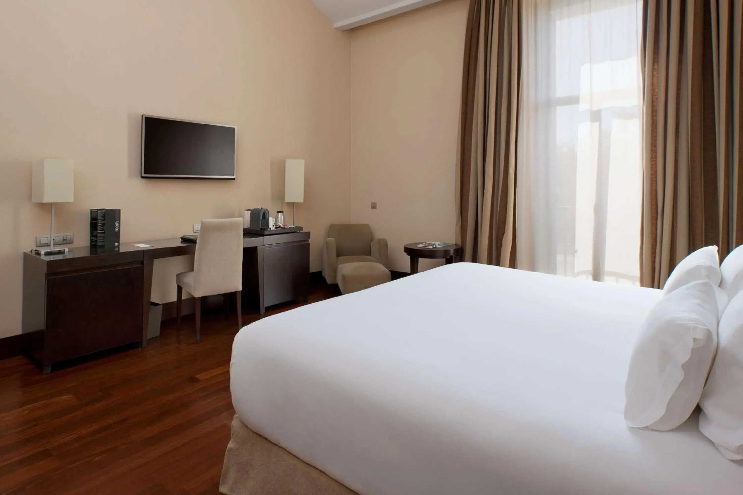 Bedroom, Bed in NH Collection Palacio de Aranjuez Bedroom, Bed in NH Collection Palacio de Aranjuez