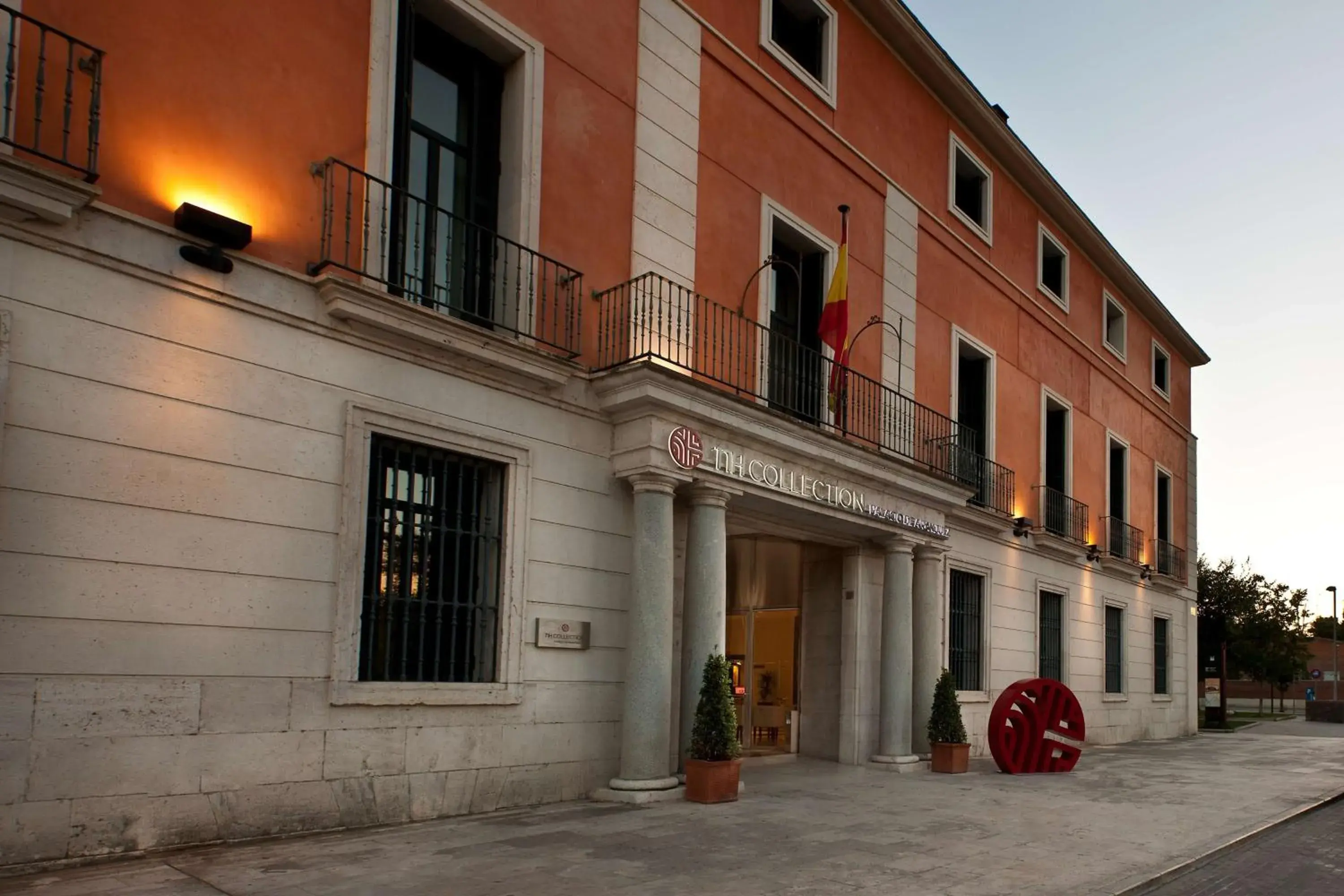 Property building in NH Collection Palacio de Aranjuez Property building in NH Collection Palacio de Aranjuez