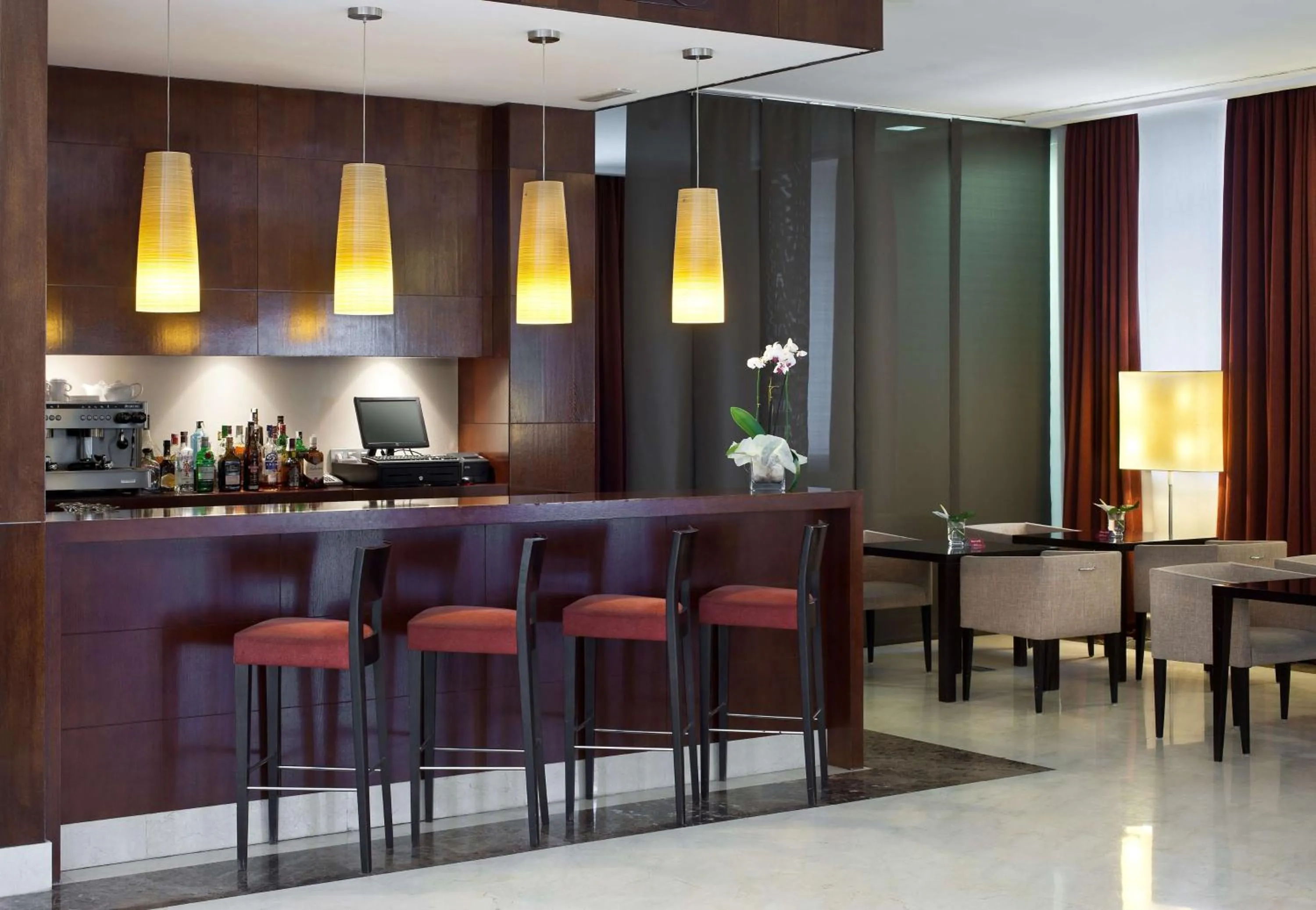 Lounge or bar in NH Collection Palacio de Aranjuez