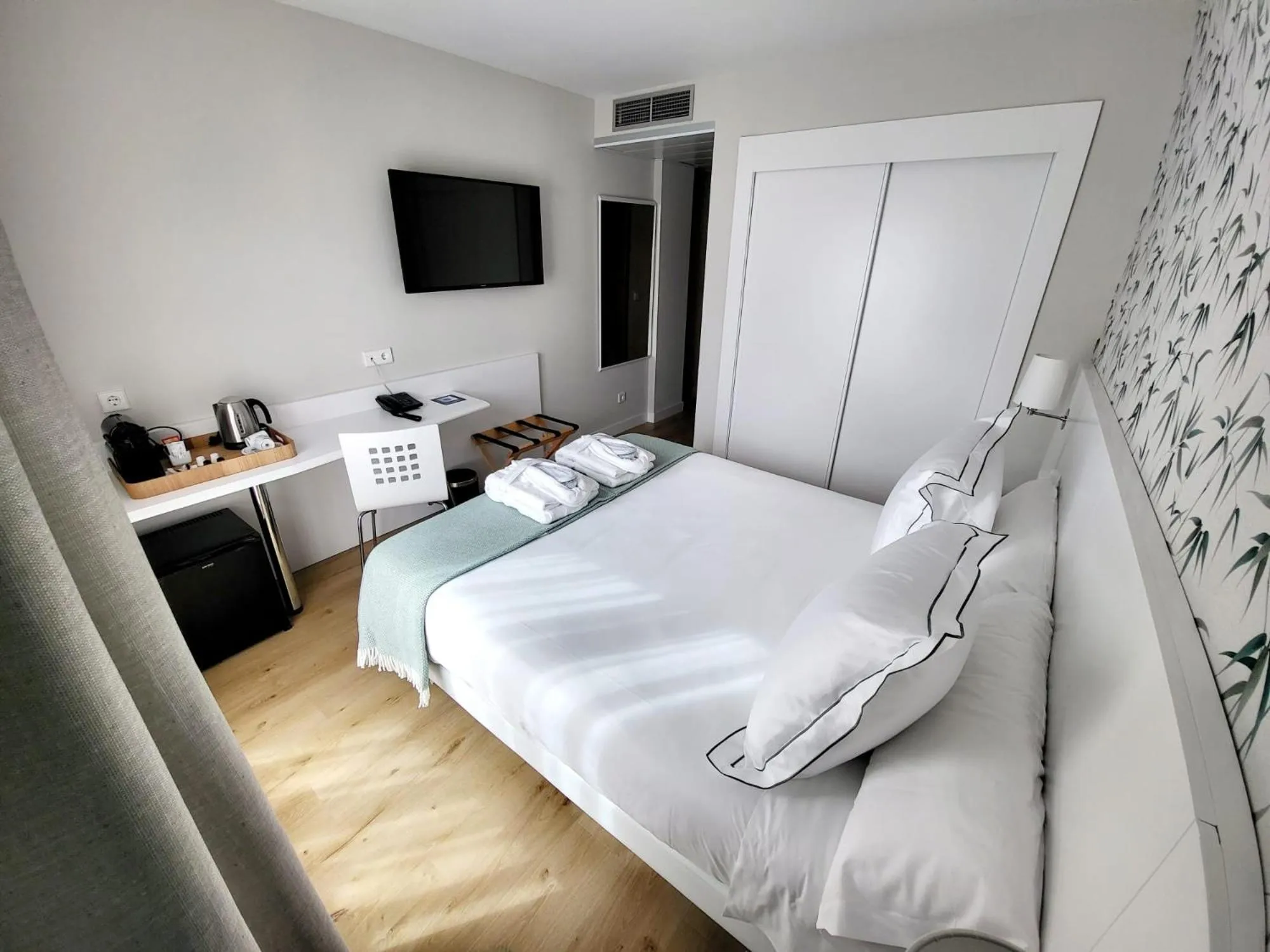 Bed in Hotel Monte Rozas