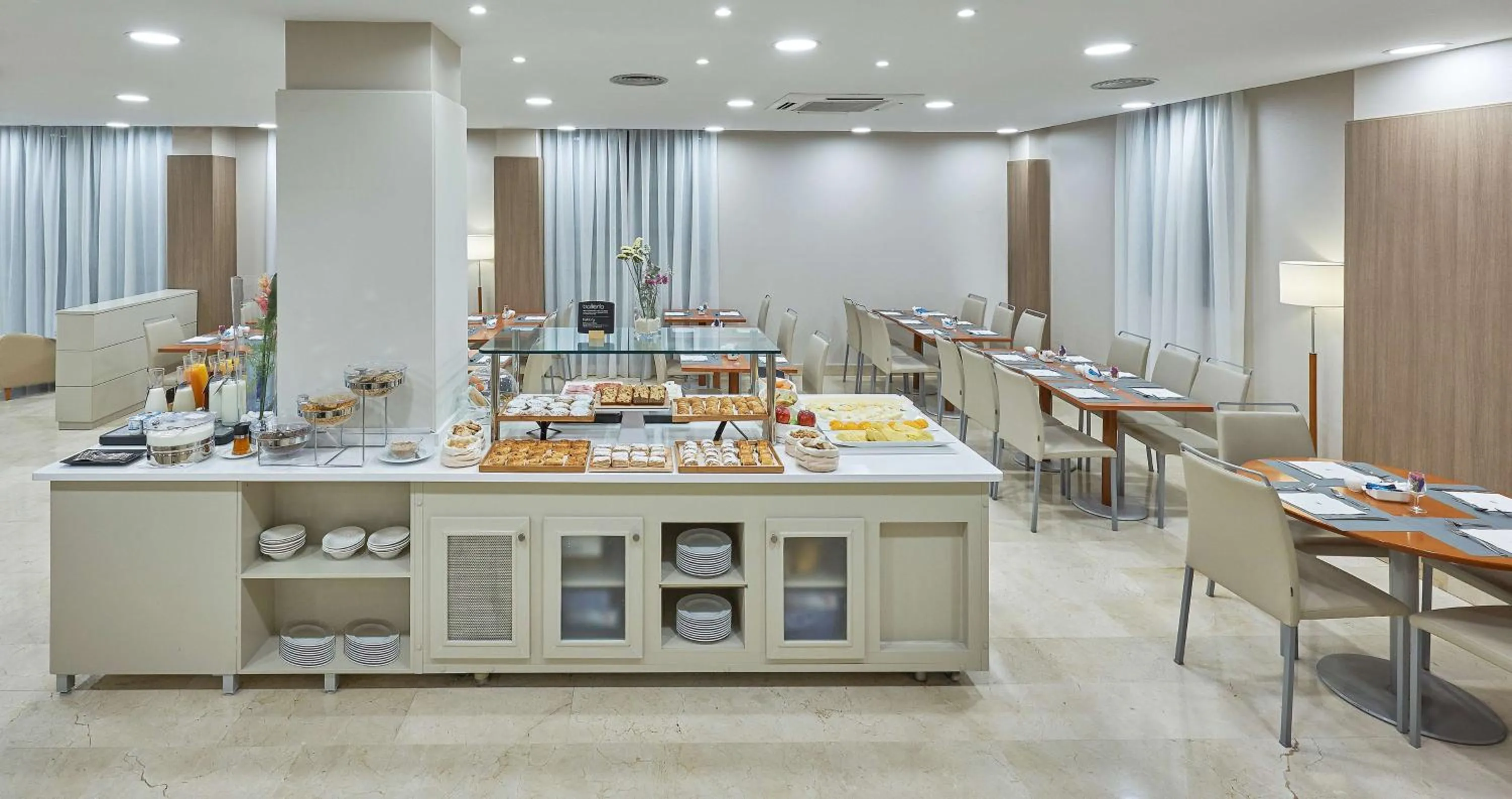 Breakfast in NH Valencia Las Ciencias