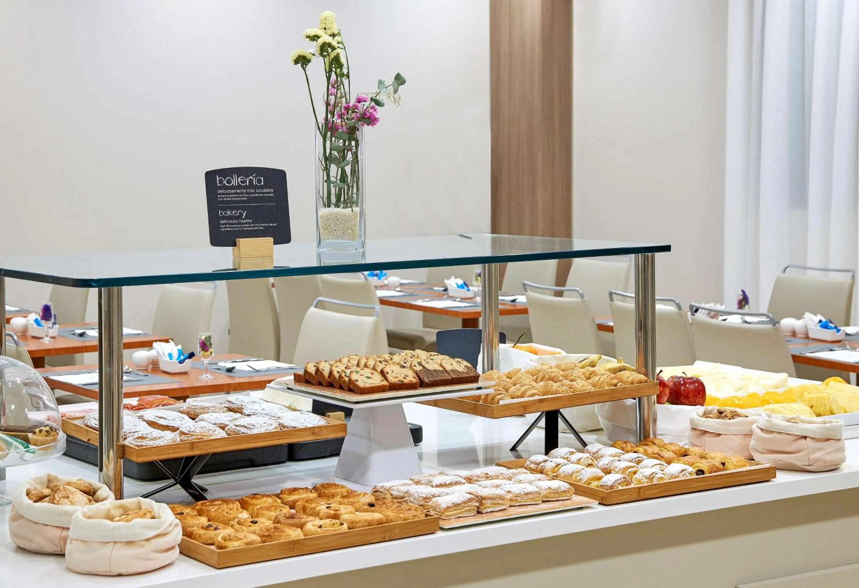 Breakfast in NH Valencia Las Ciencias