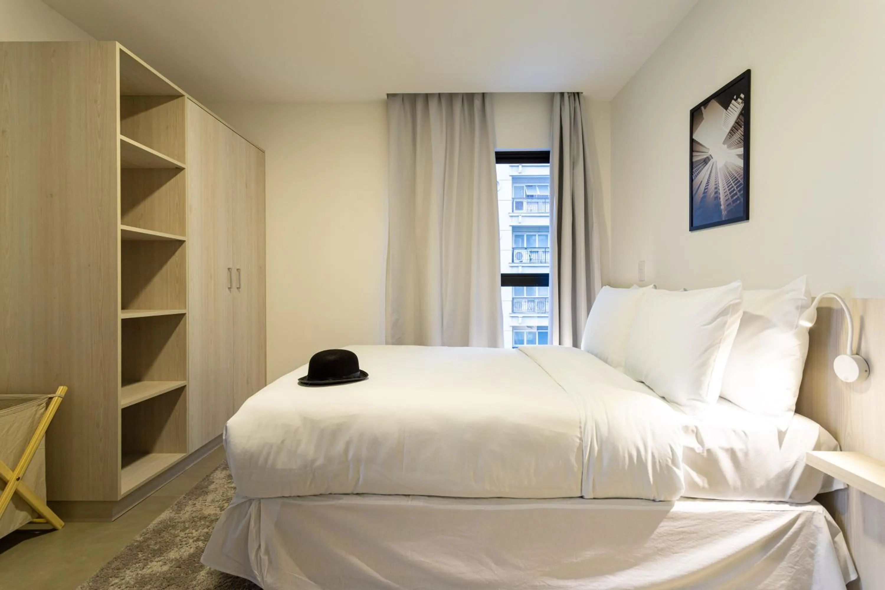 Bed in Charlie Sabiá Moema Essential