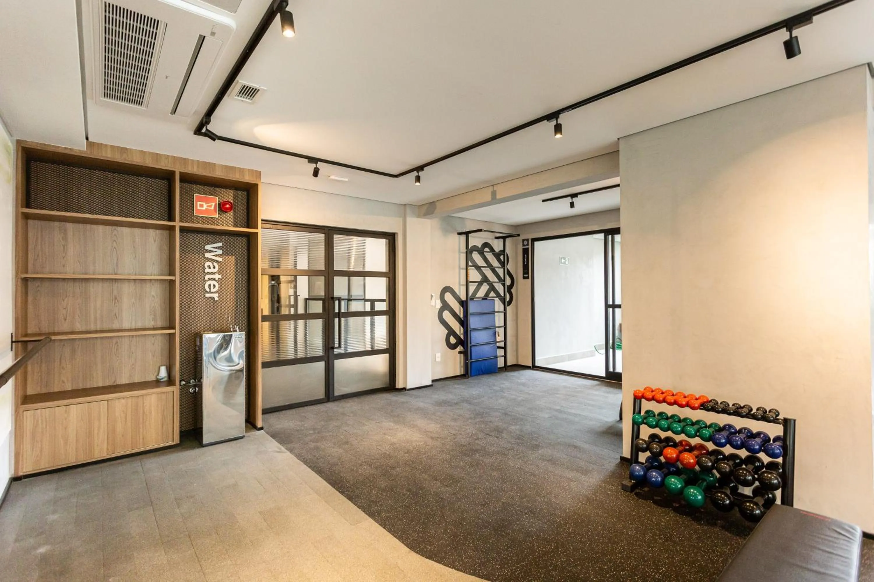 Day in Charlie Sabiá Moema Essential