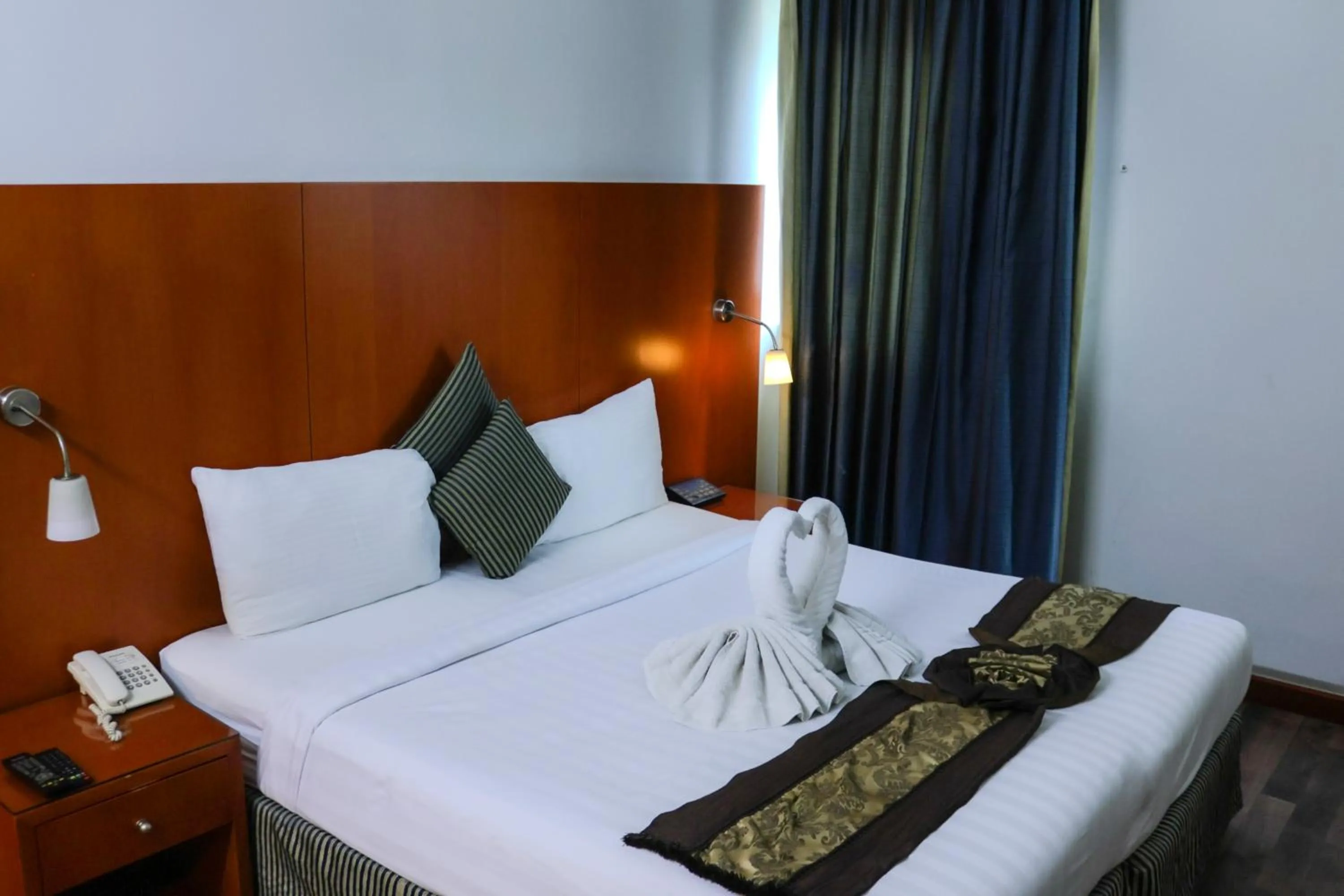 Bedroom, Bed in BOONMAX Hotel