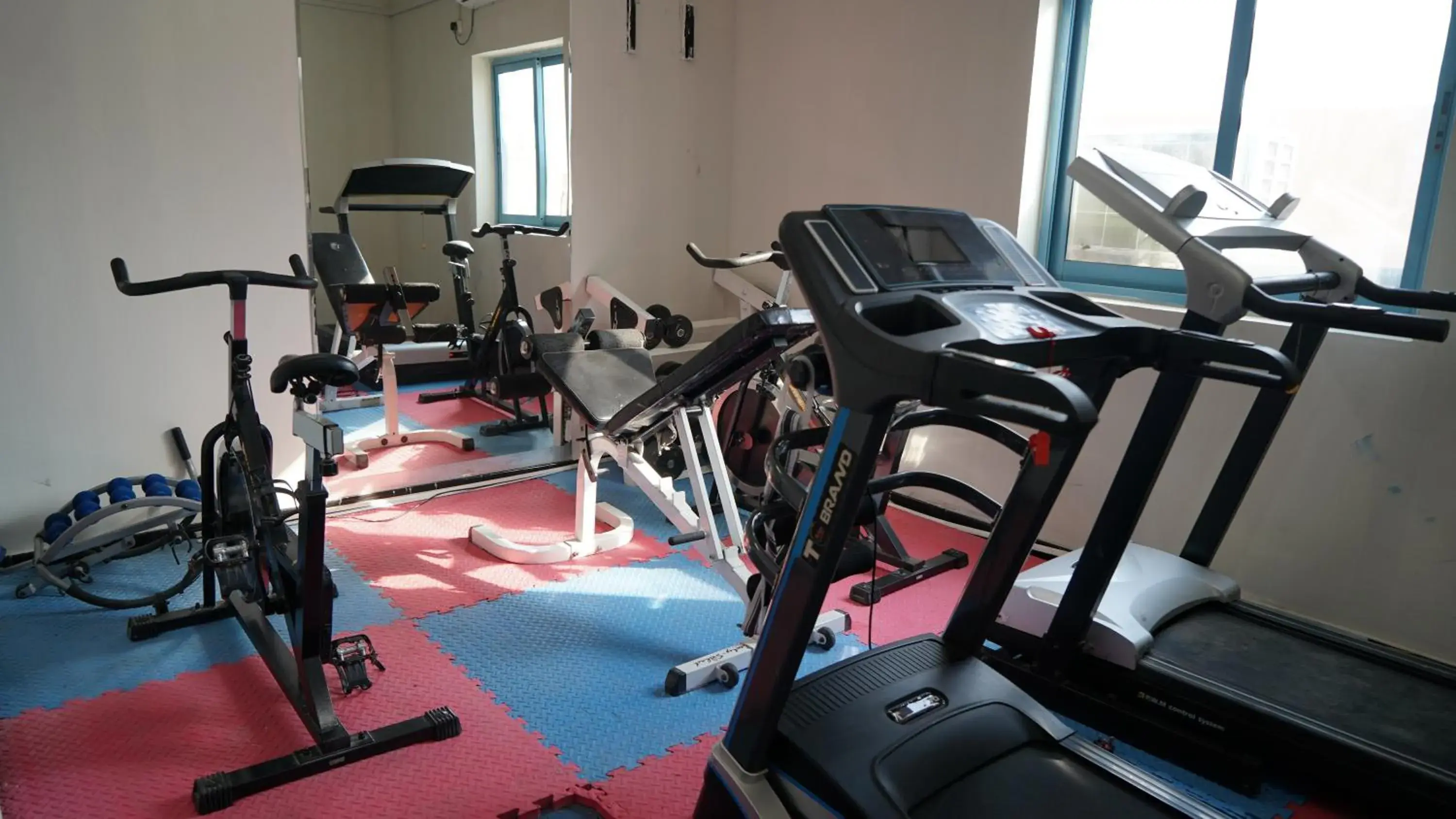 Fitness centre/facilities in BOONMAX Hotel Fitness centre/facilities in BOONMAX Hotel