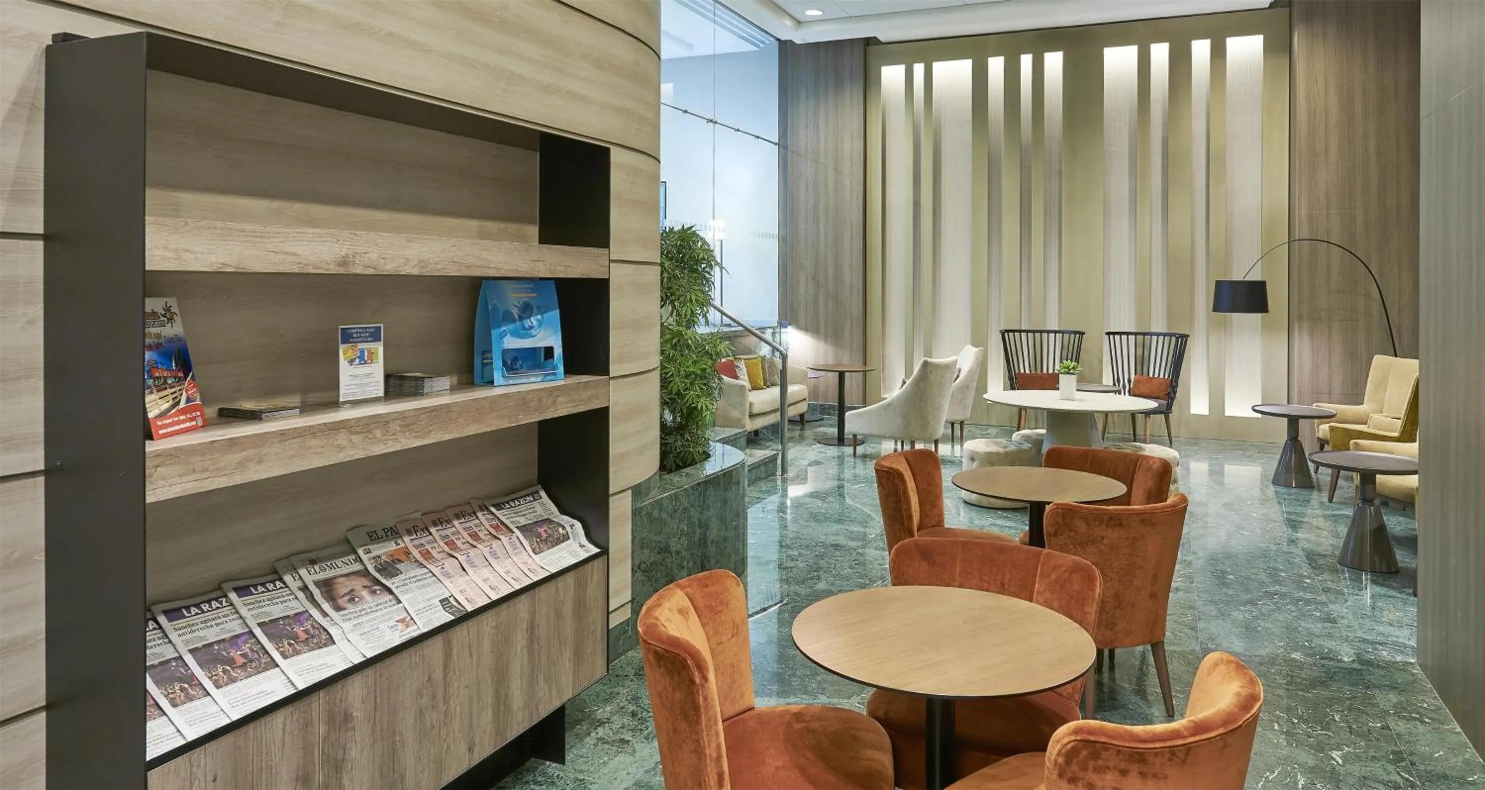 Lobby or reception in NH Valencia Center