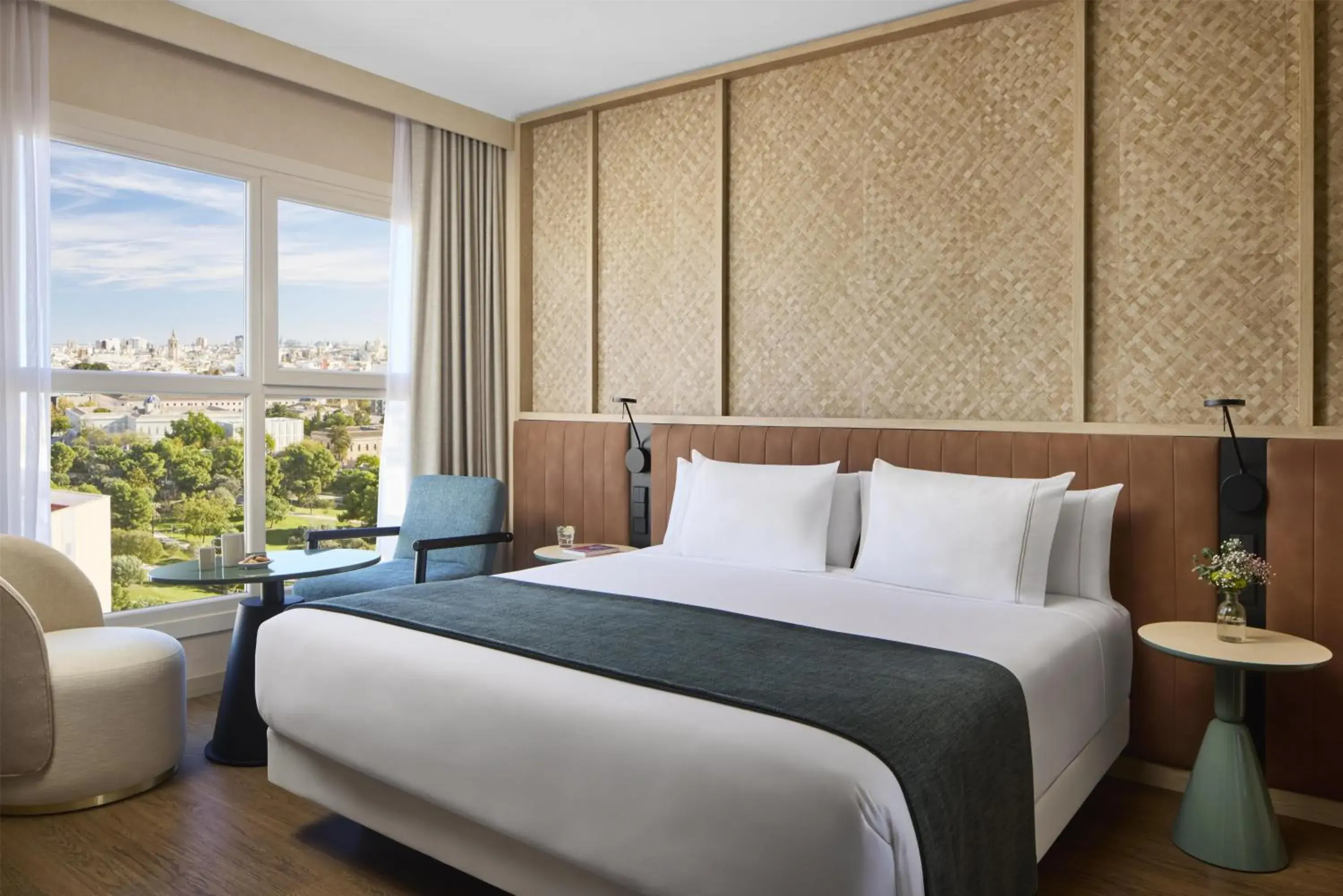 Bedroom, Bed in NH Valencia Center Bedroom, Bed in NH Valencia Center