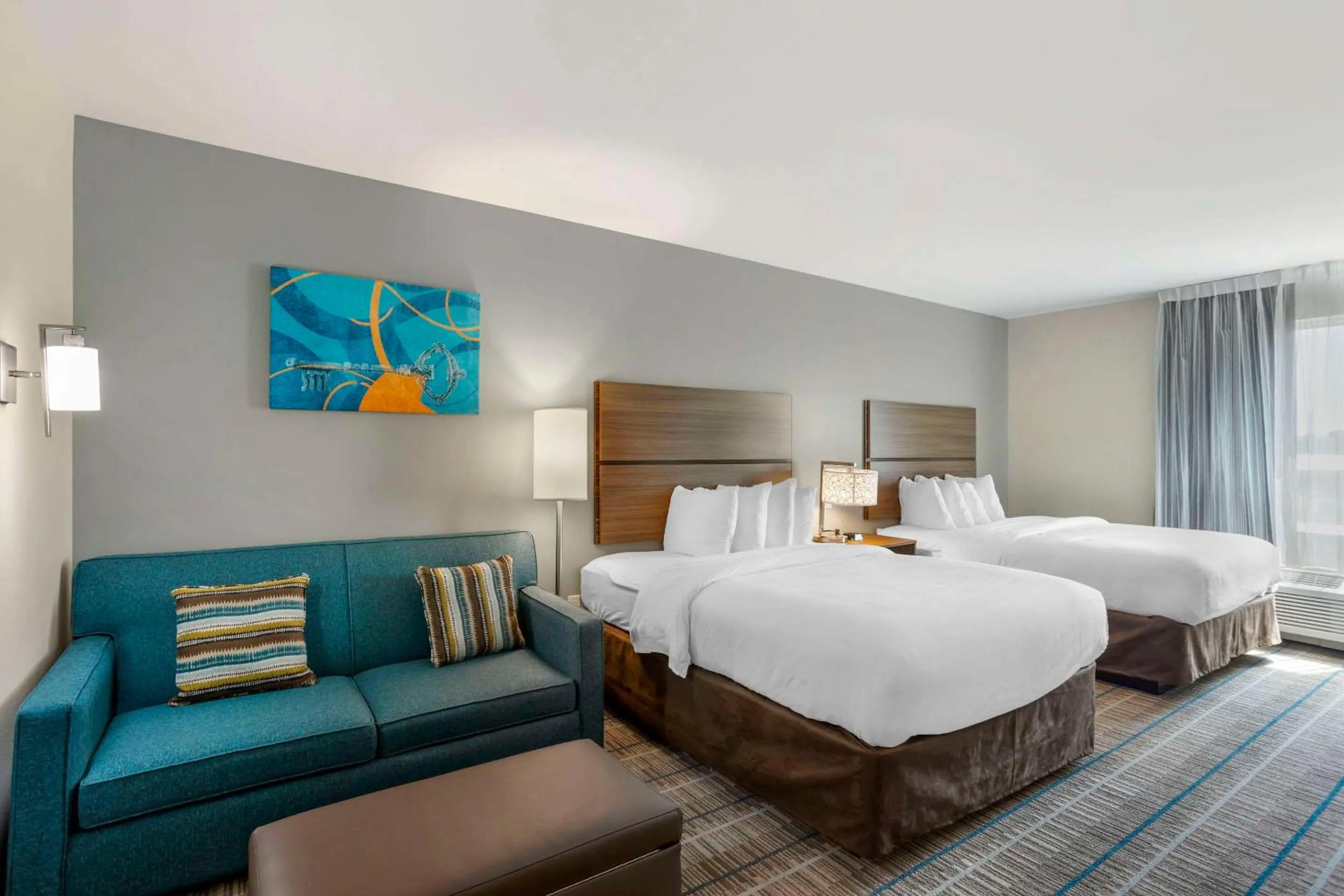 Bedroom, Bed in MainStay Suites North - Central York