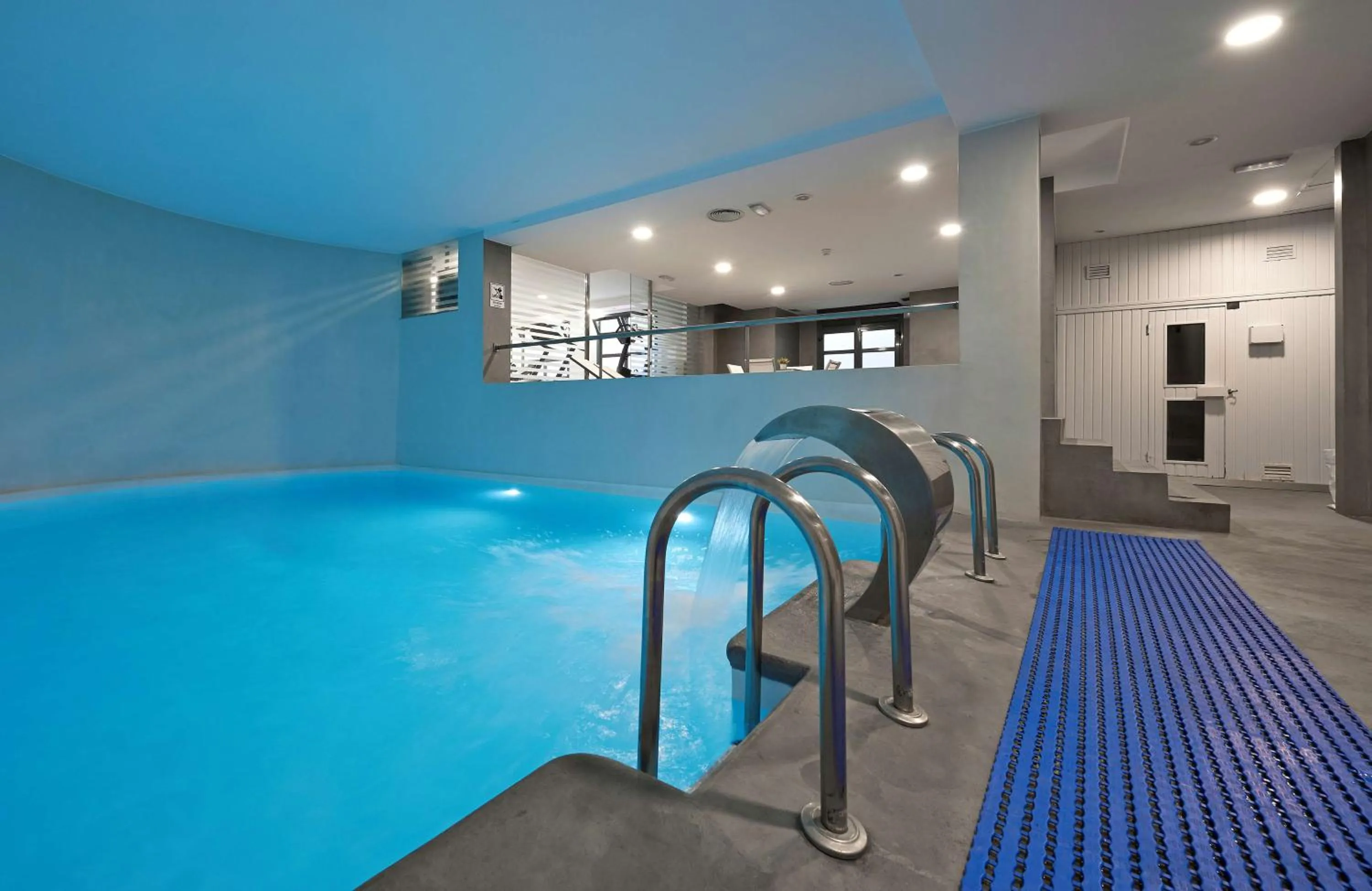 Pool view in NH Valencia Las Artes