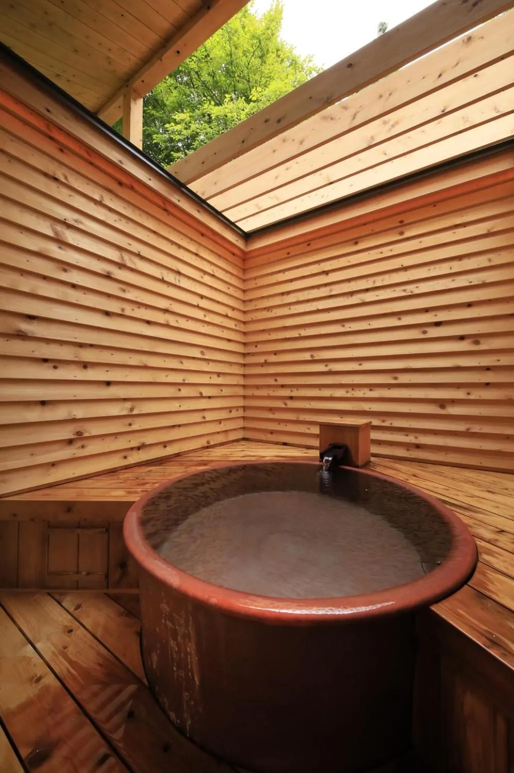 Hot Tub in 湯宿みゆきYuyado Miyuki