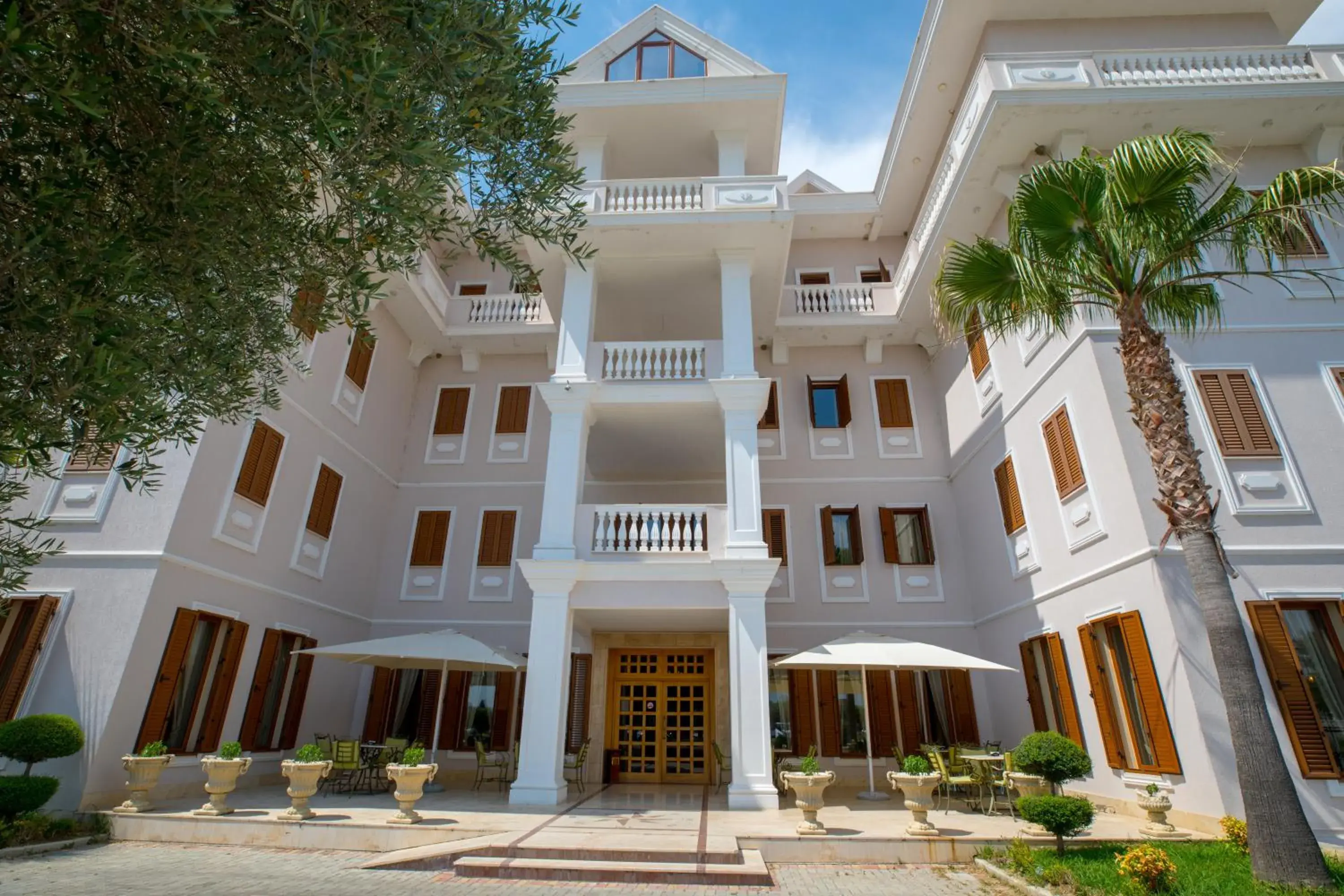 Property building in Hotel Vila Zeus Property building in Hotel Vila Zeus