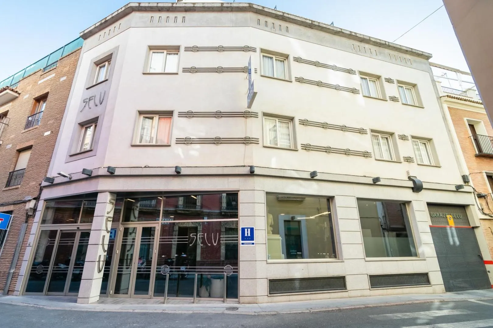 Facade/entrance in Hotel Selu