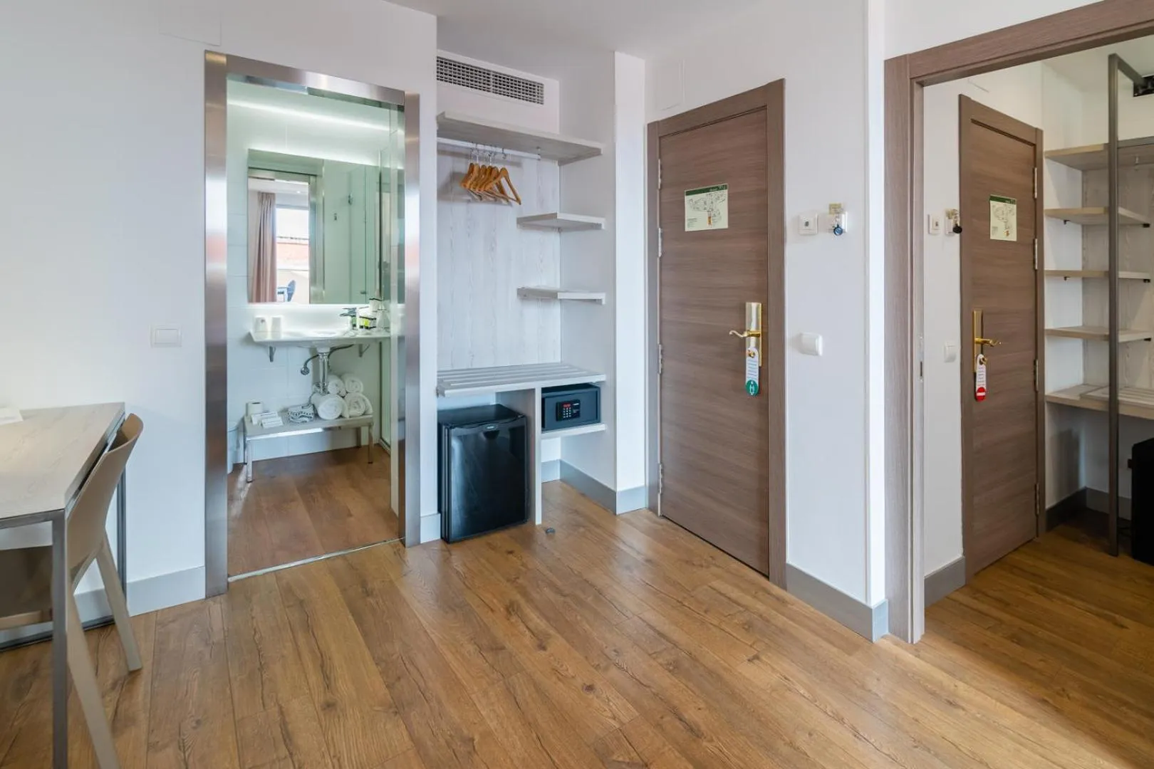 Photo of the whole room in Hotel Selu