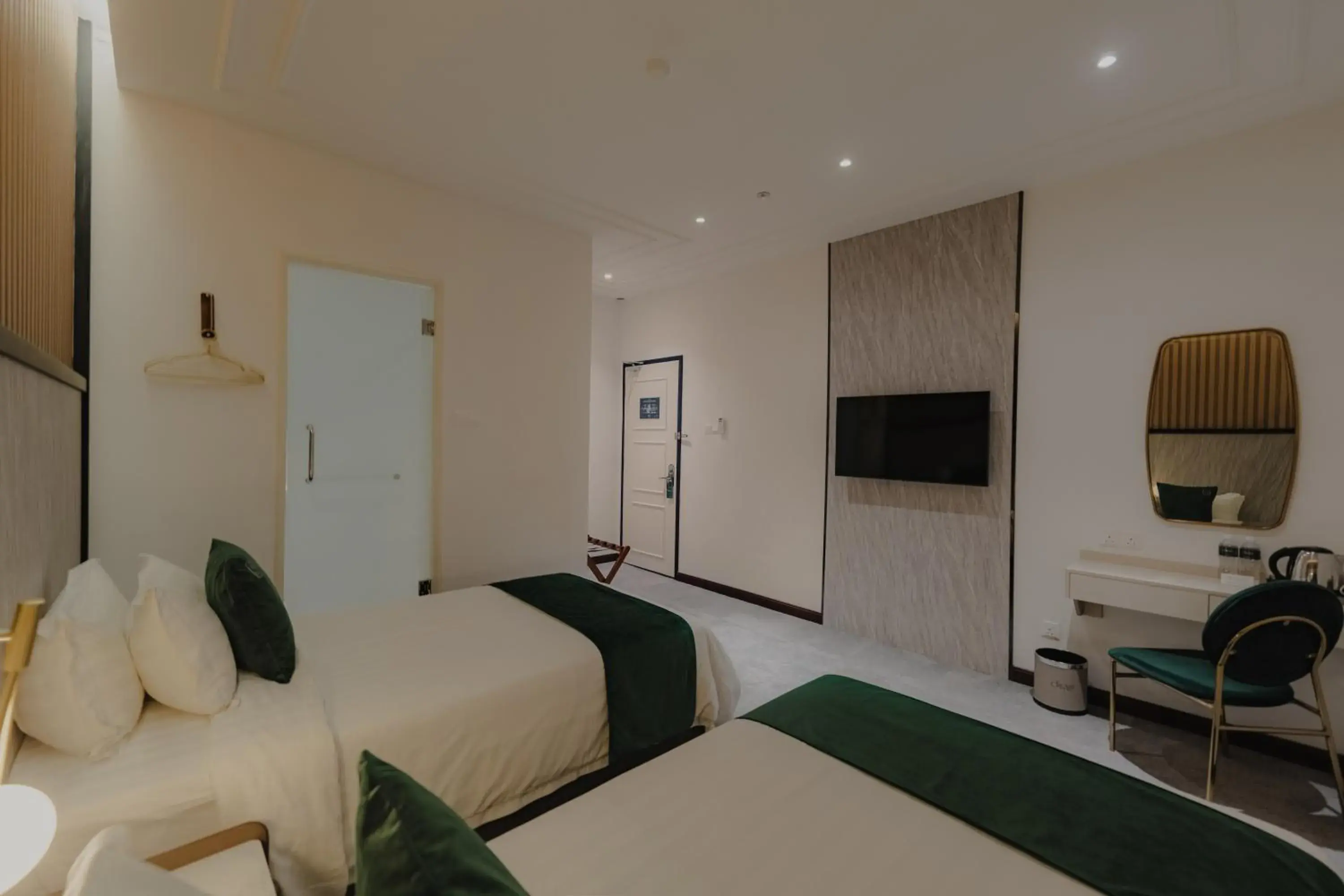 Classic Twin Room (No Window) in Signel Poshtel, the Rare Gem of North Borneo Classic Twin Room (No Window) in Signel Poshtel, the Rare Gem of North Borneo