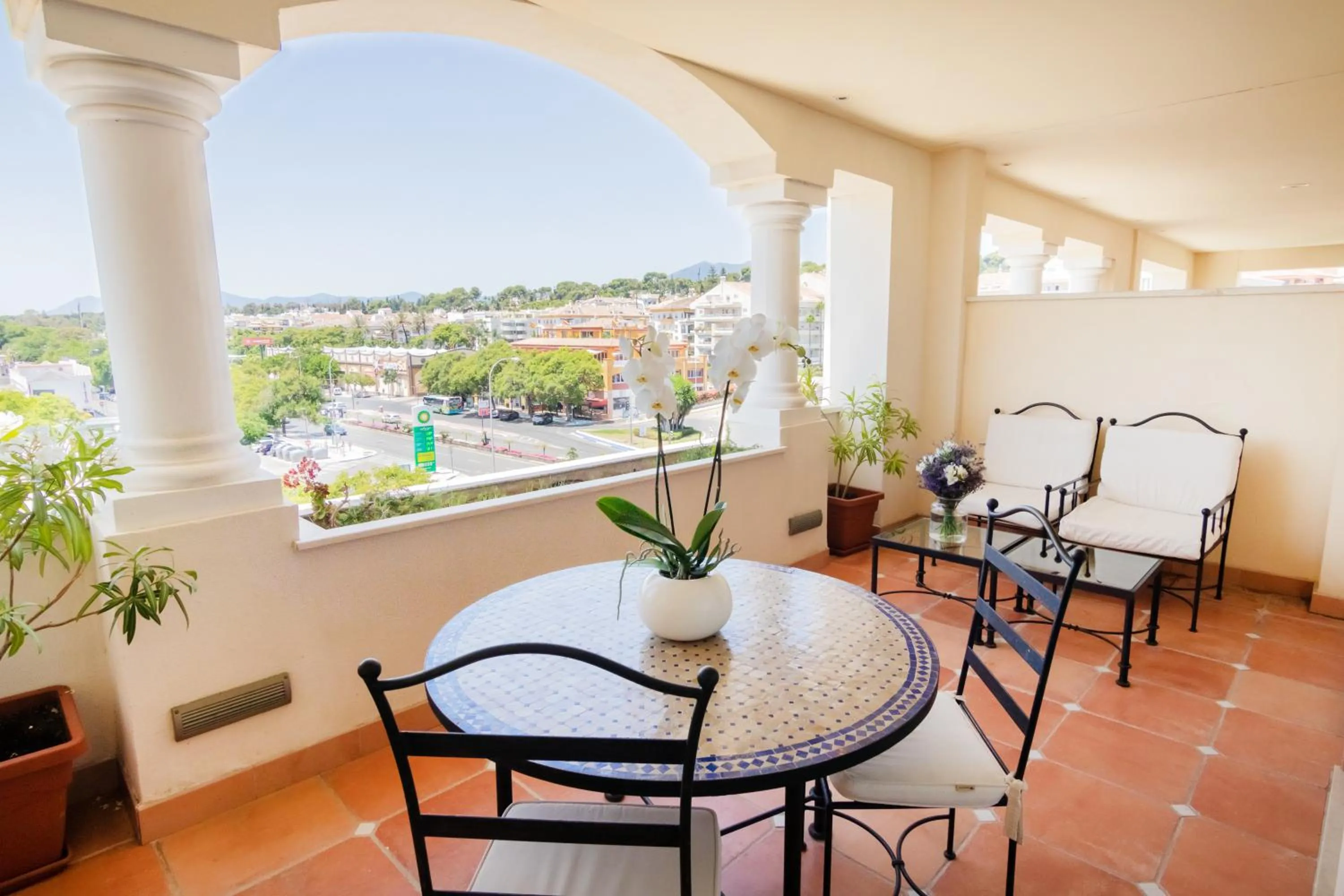 Balcony/Terrace in Guadalpin Suites