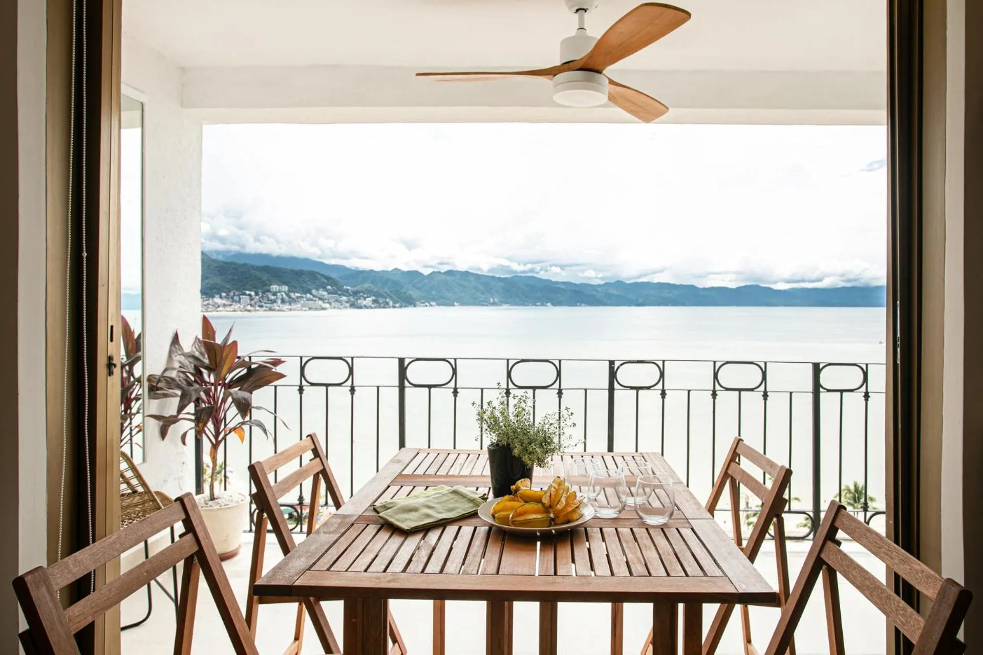 Sunscape Residence Tower