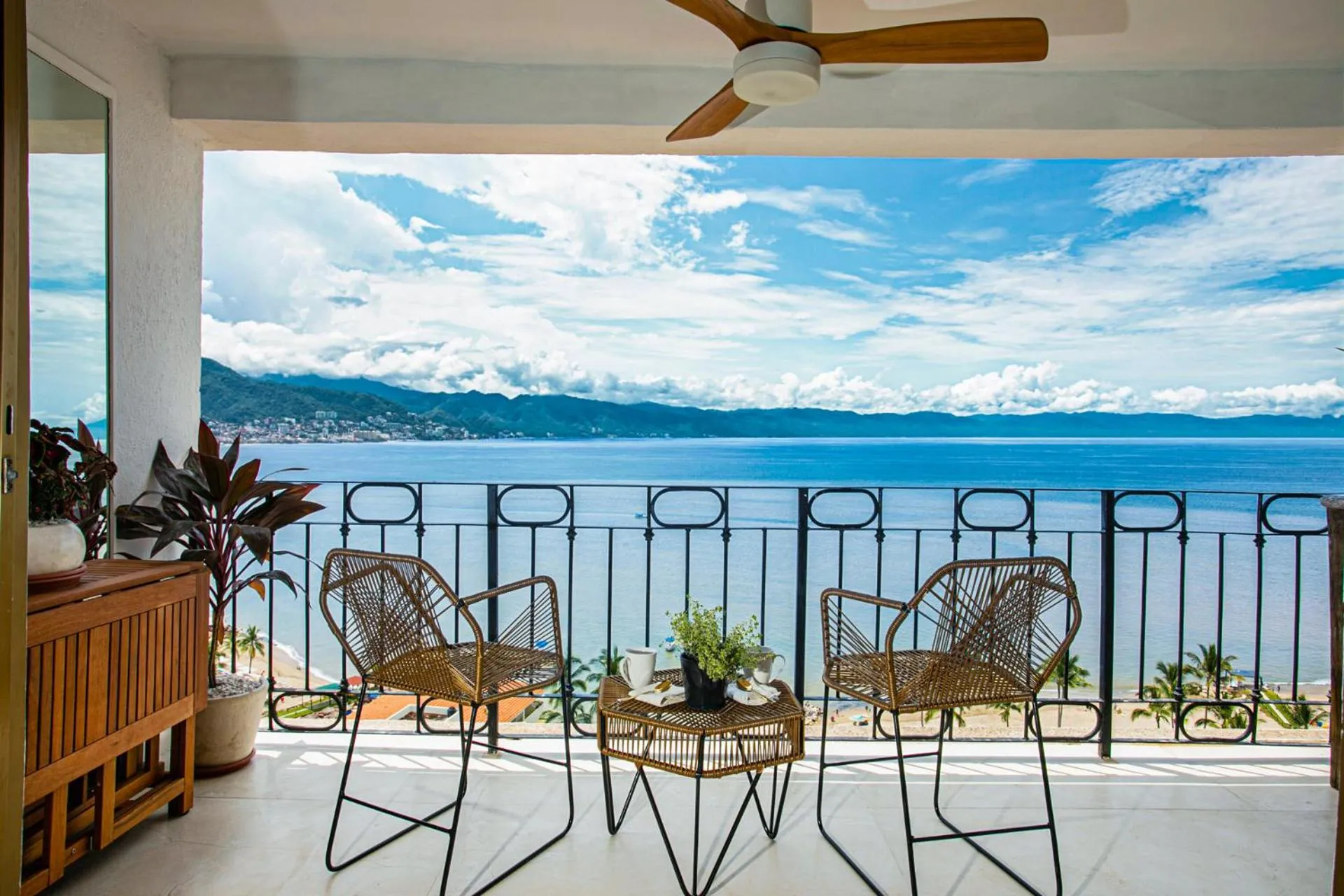 Sunscape Residence Tower